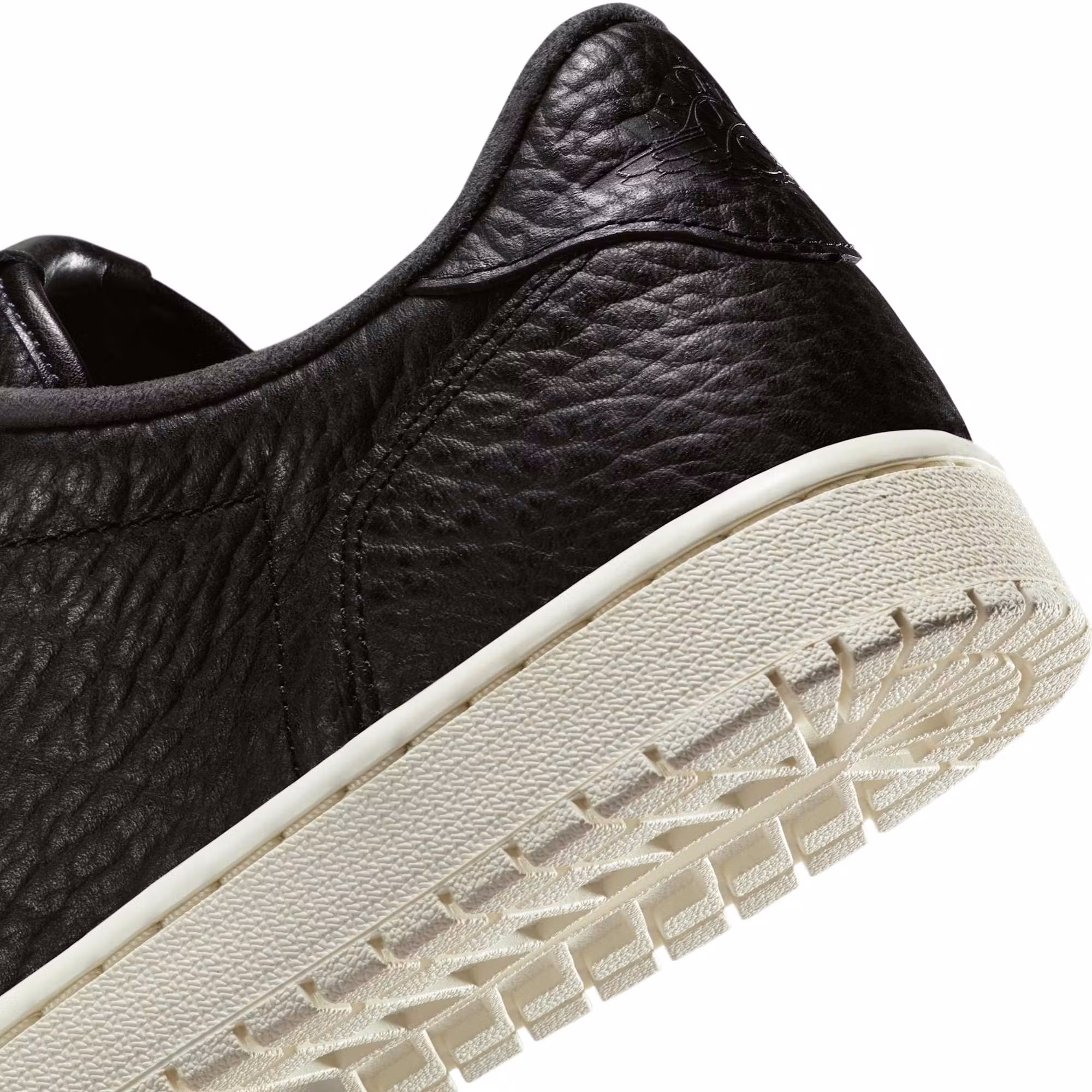 jordan 1 low no swoosh