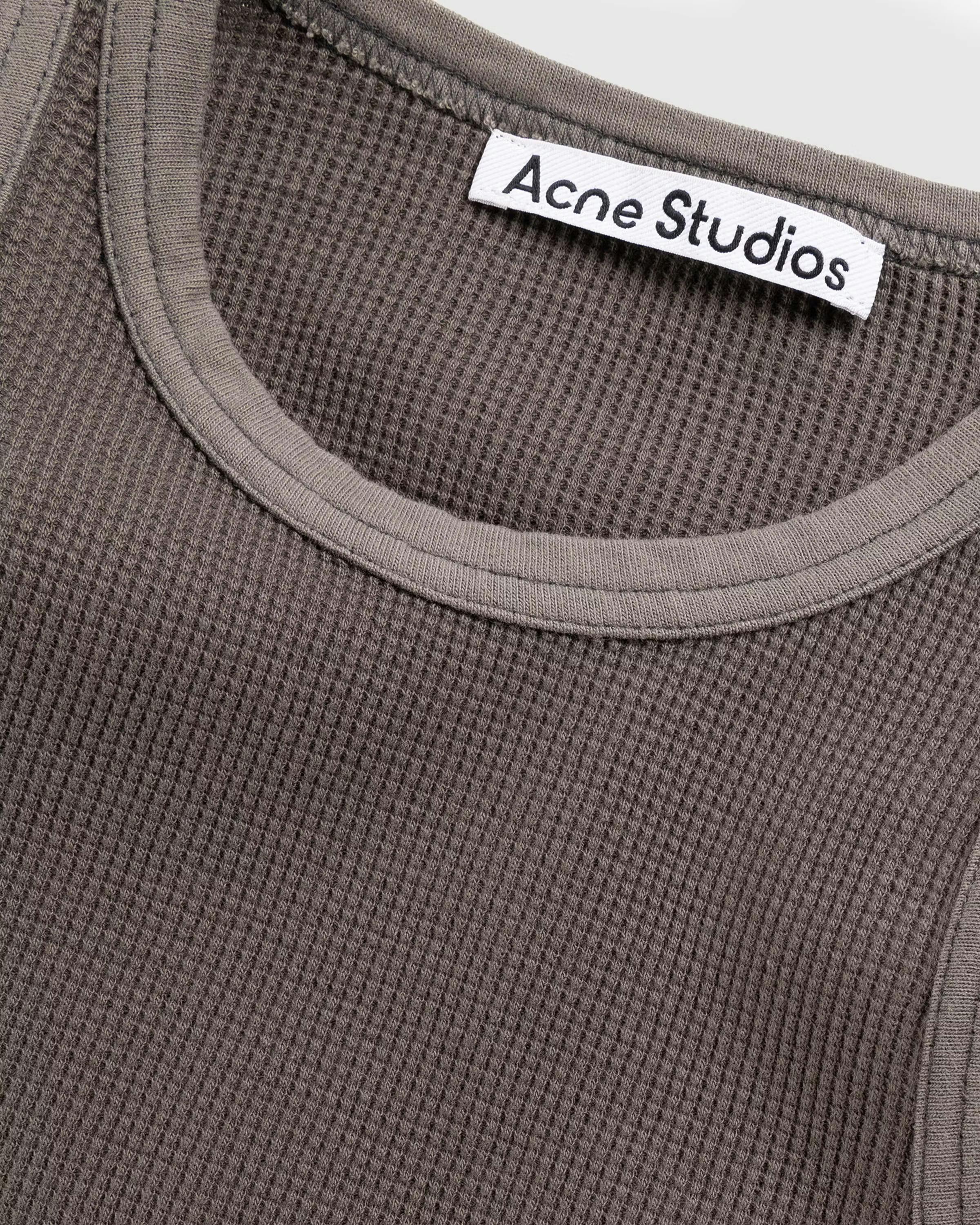 acne