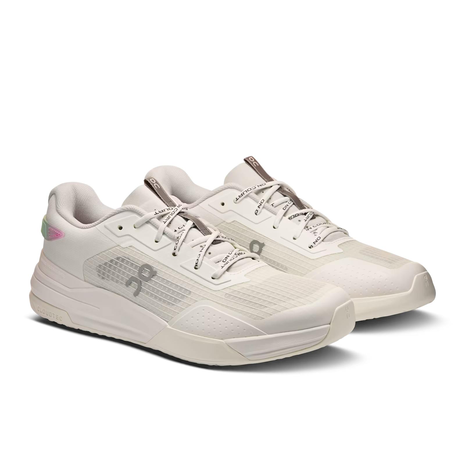On Running new sneakers, The Roger ADV Z5, gum sole sneaker, cream color sneakers