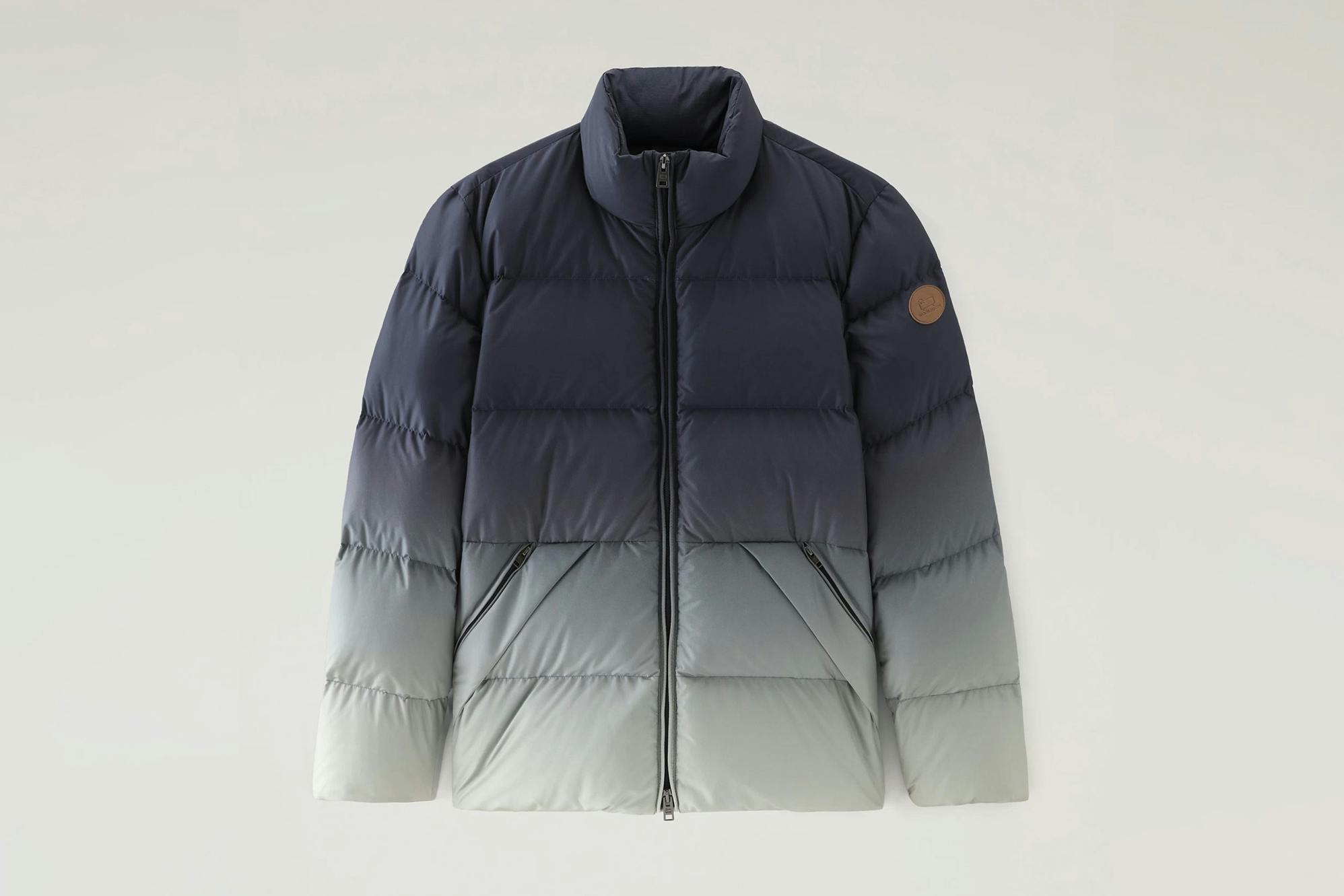 Supreme WOOLRICH ジャケット アウター Unlocking the Next Era of Woolrich's Sierra Supreme