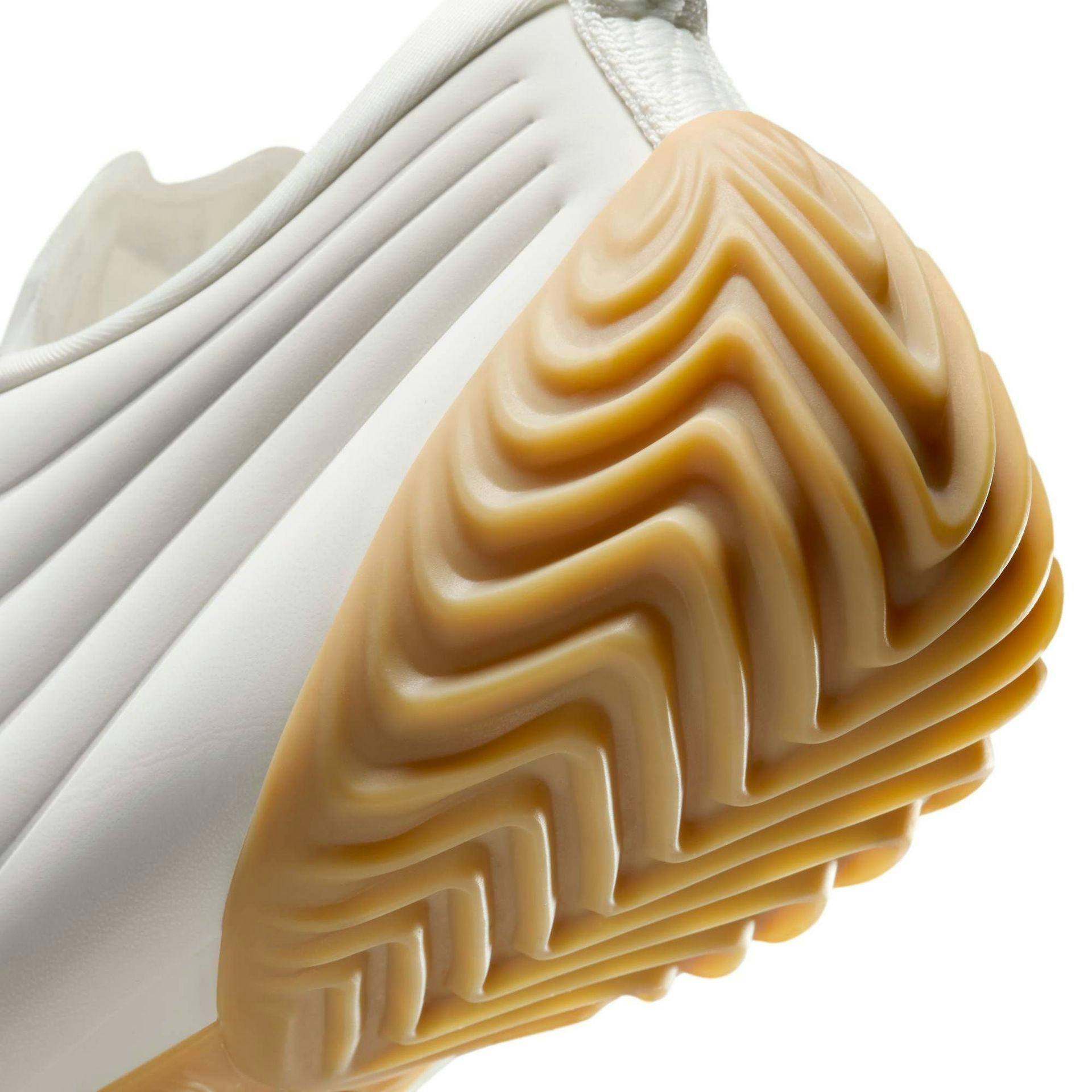 Nike Astra Ultra