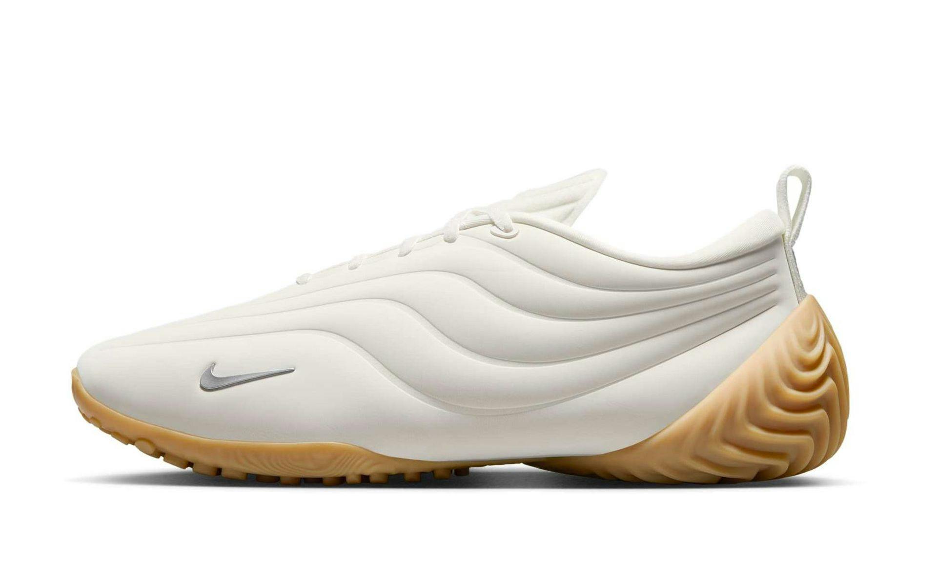 Nike Astra Ultra