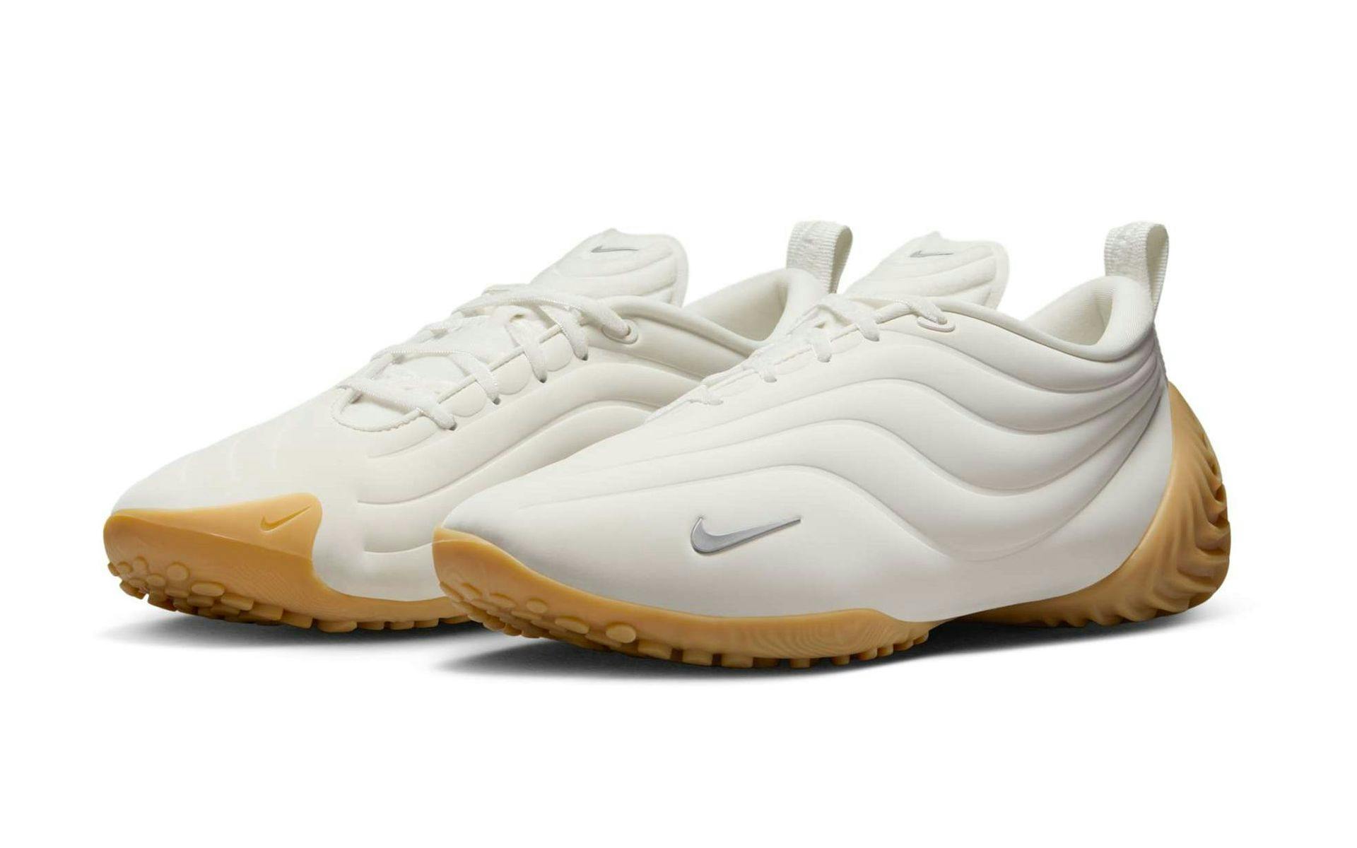 Nike Astra Ultra
