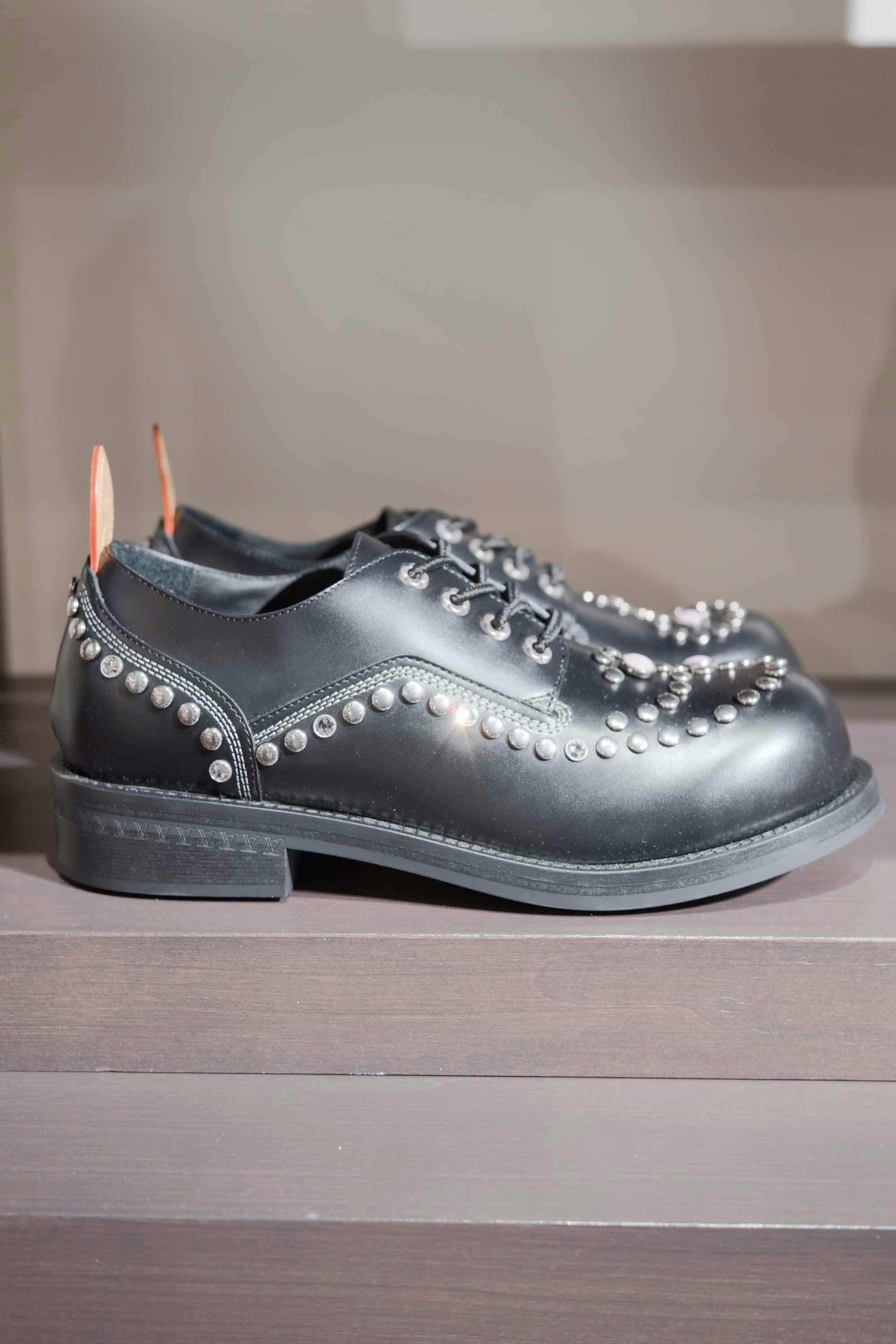 louis vuitton ss26 showroom