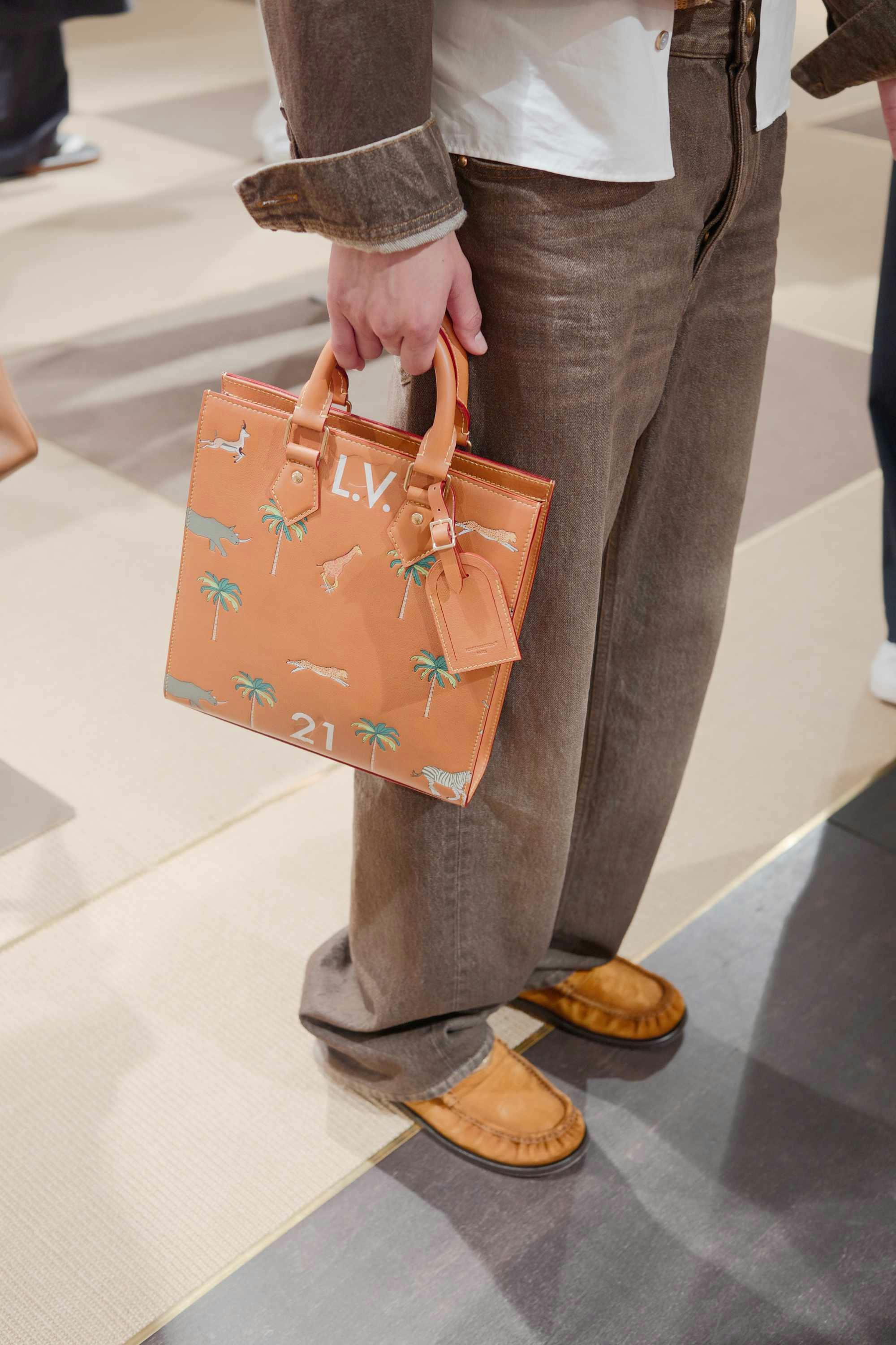 louis vuitton ss26 showroom