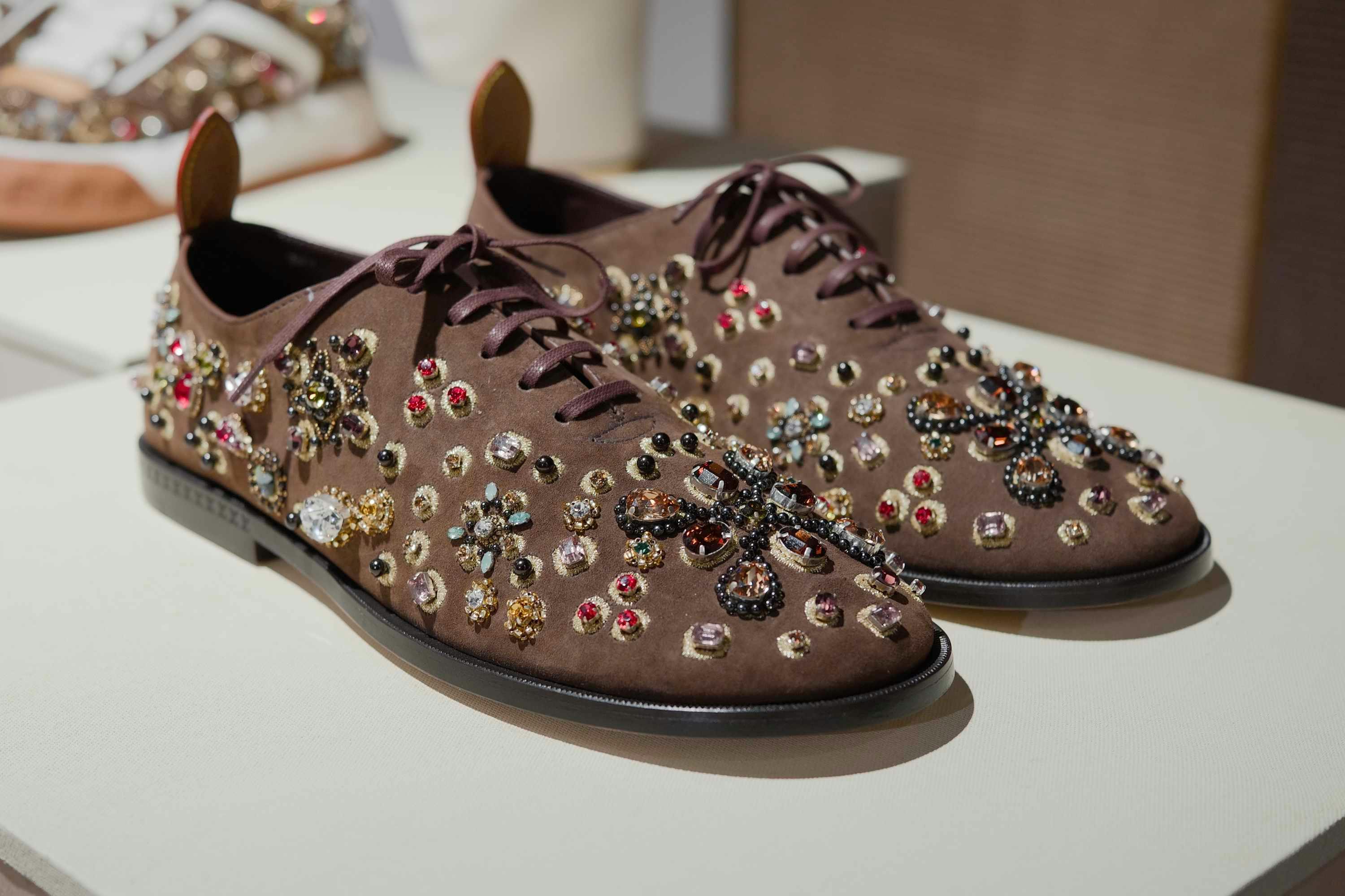 louis vuitton ss26 showroom