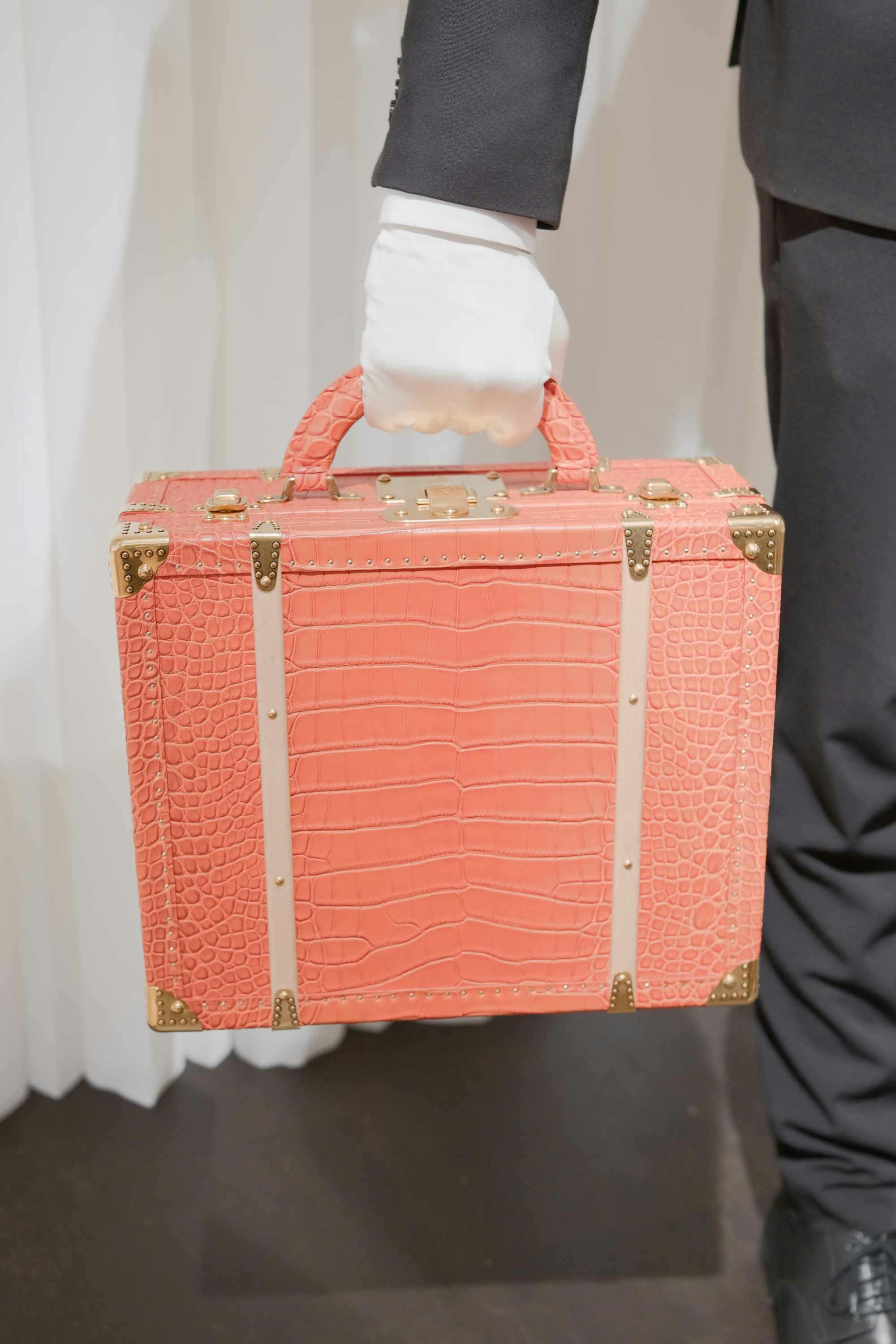 louis vuitton ss26 showroom