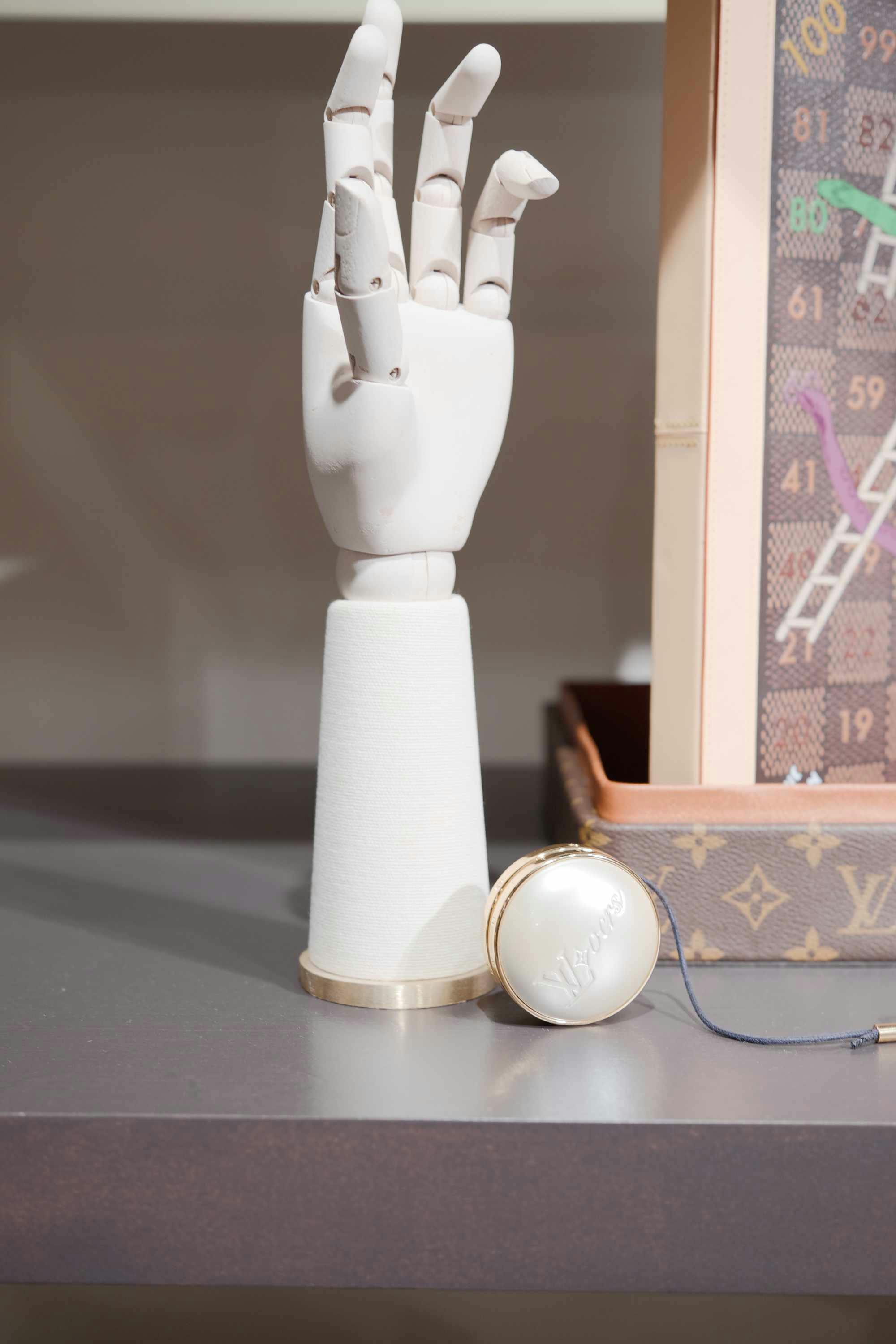 louis vuitton ss26 showroom