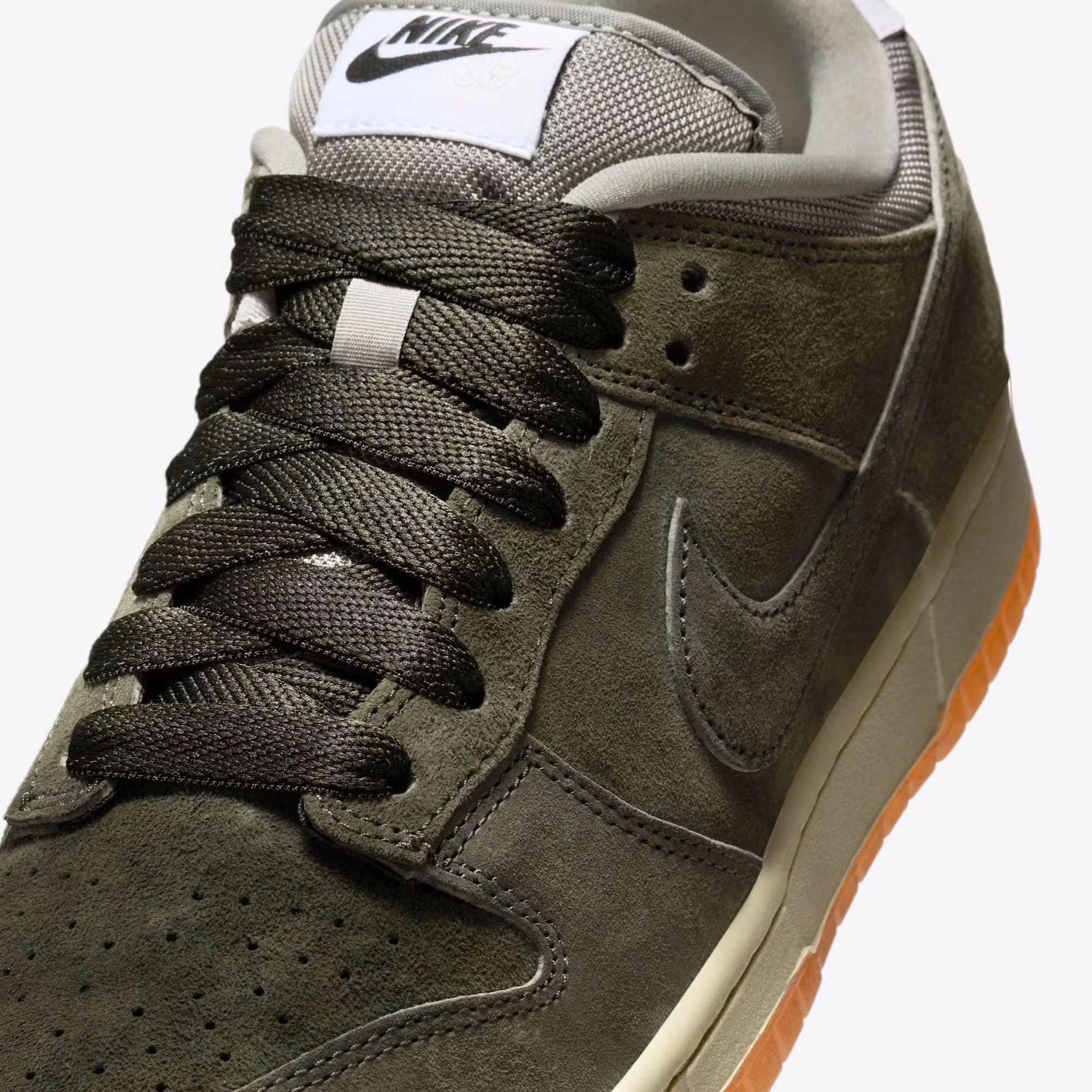 nike sb dunk low sequoia
