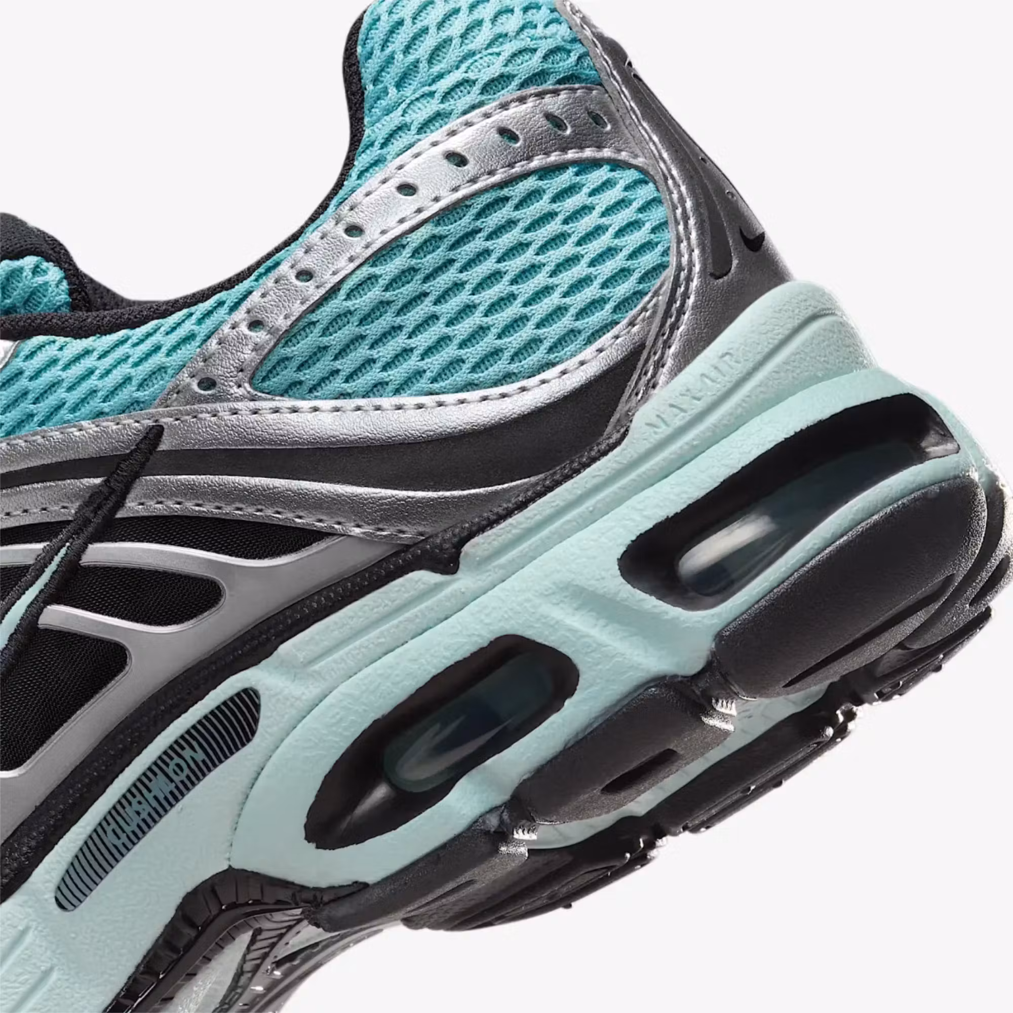 nike air max moto 2k sneakers