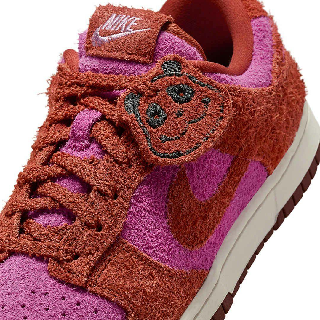 nike dunk low panda picante red