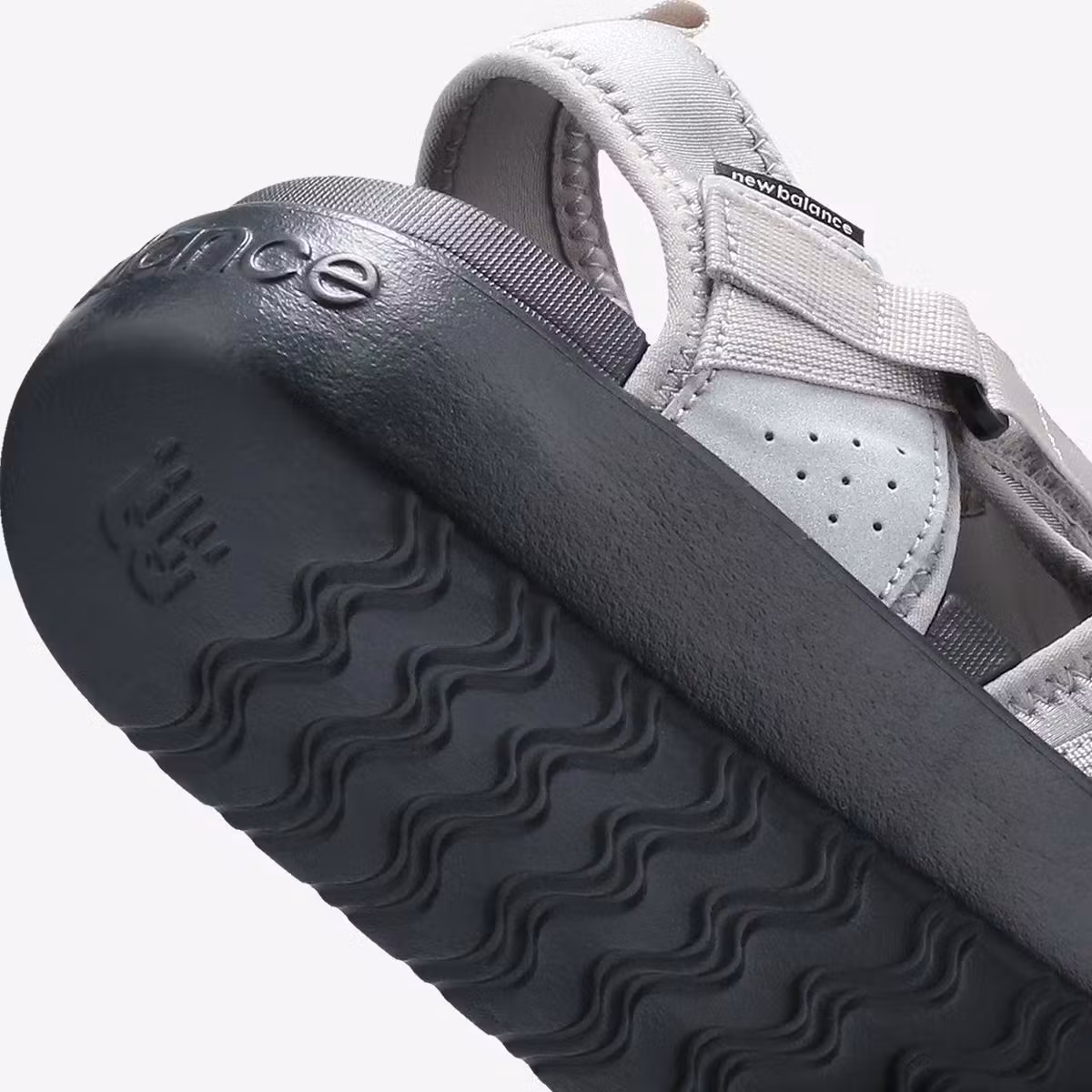 New Balance SD2509 chunky sandals