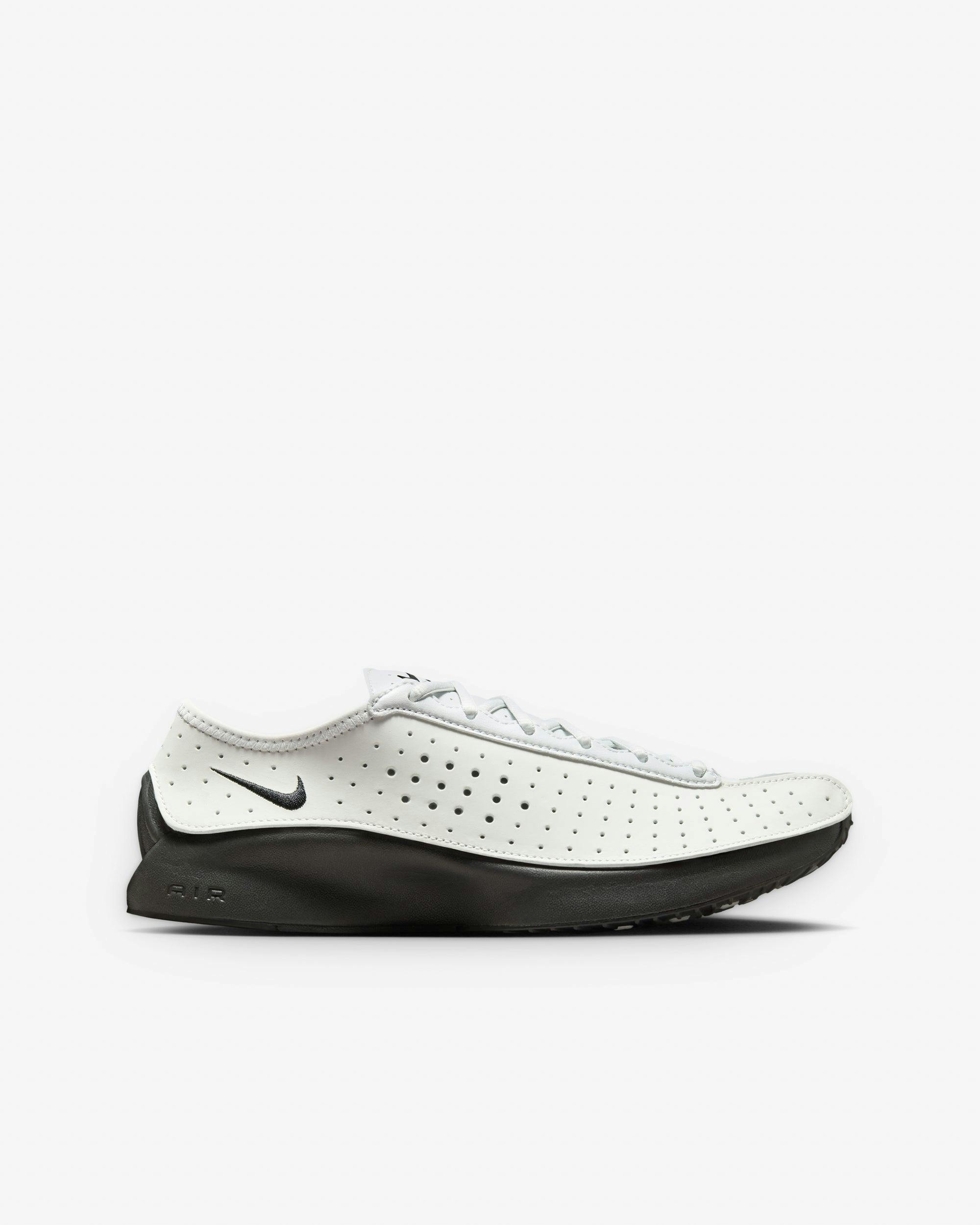 dover street market nike air superfly