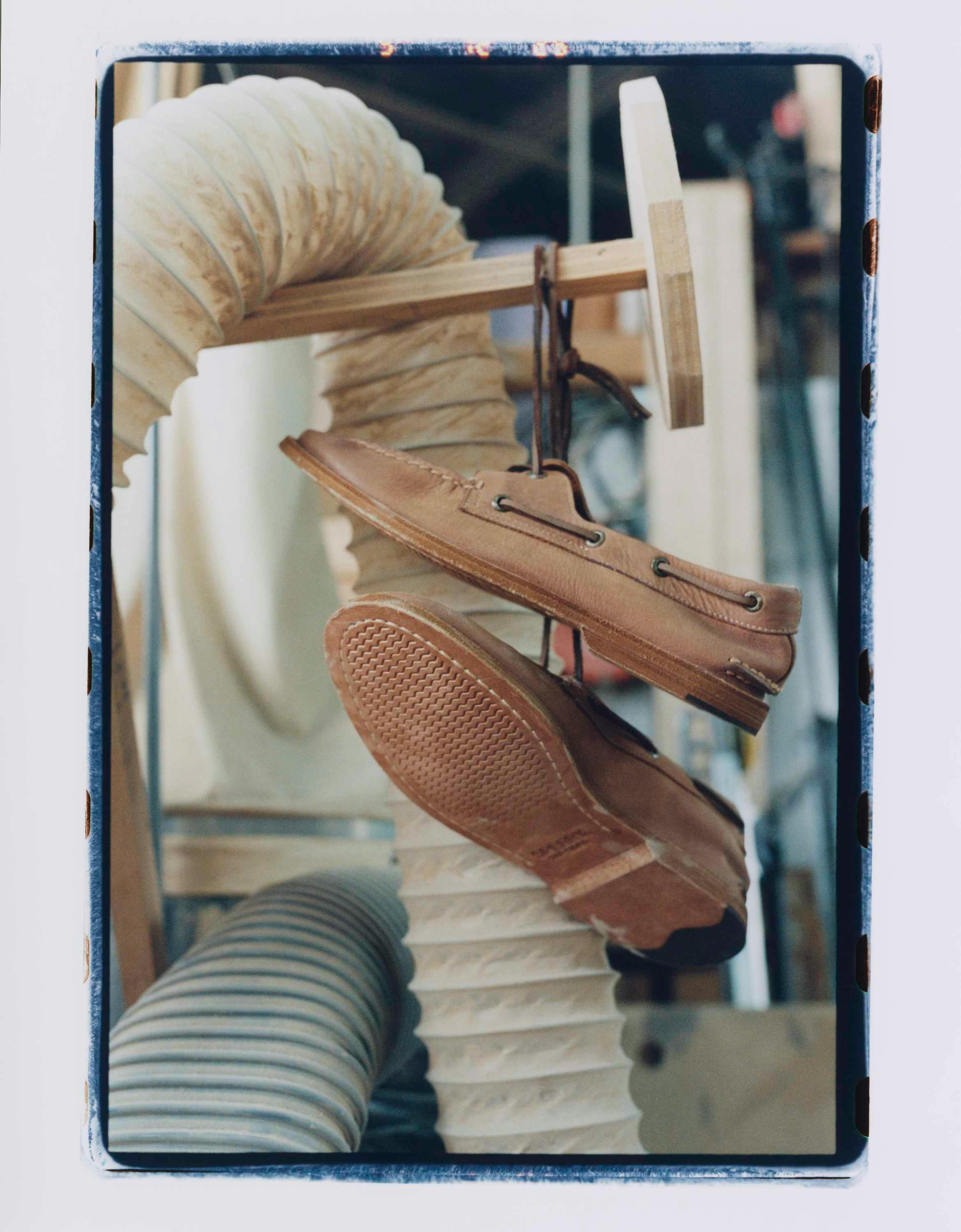 sperry colbo boat shoe leather