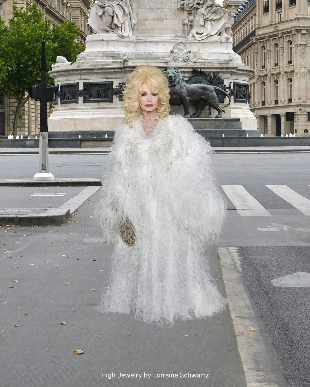 Balenciaga 54 Couture collection