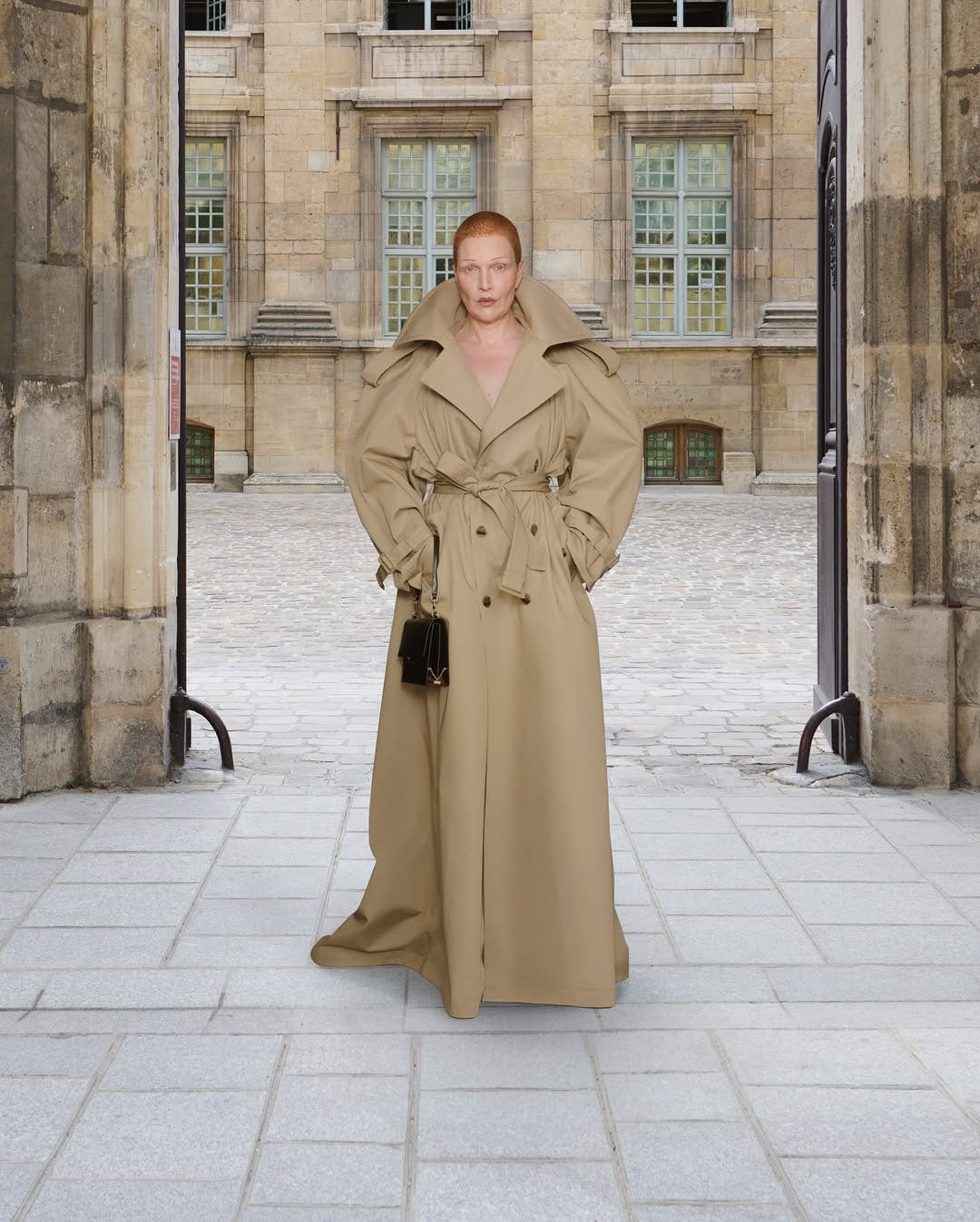 Balenciaga 54 Couture collection