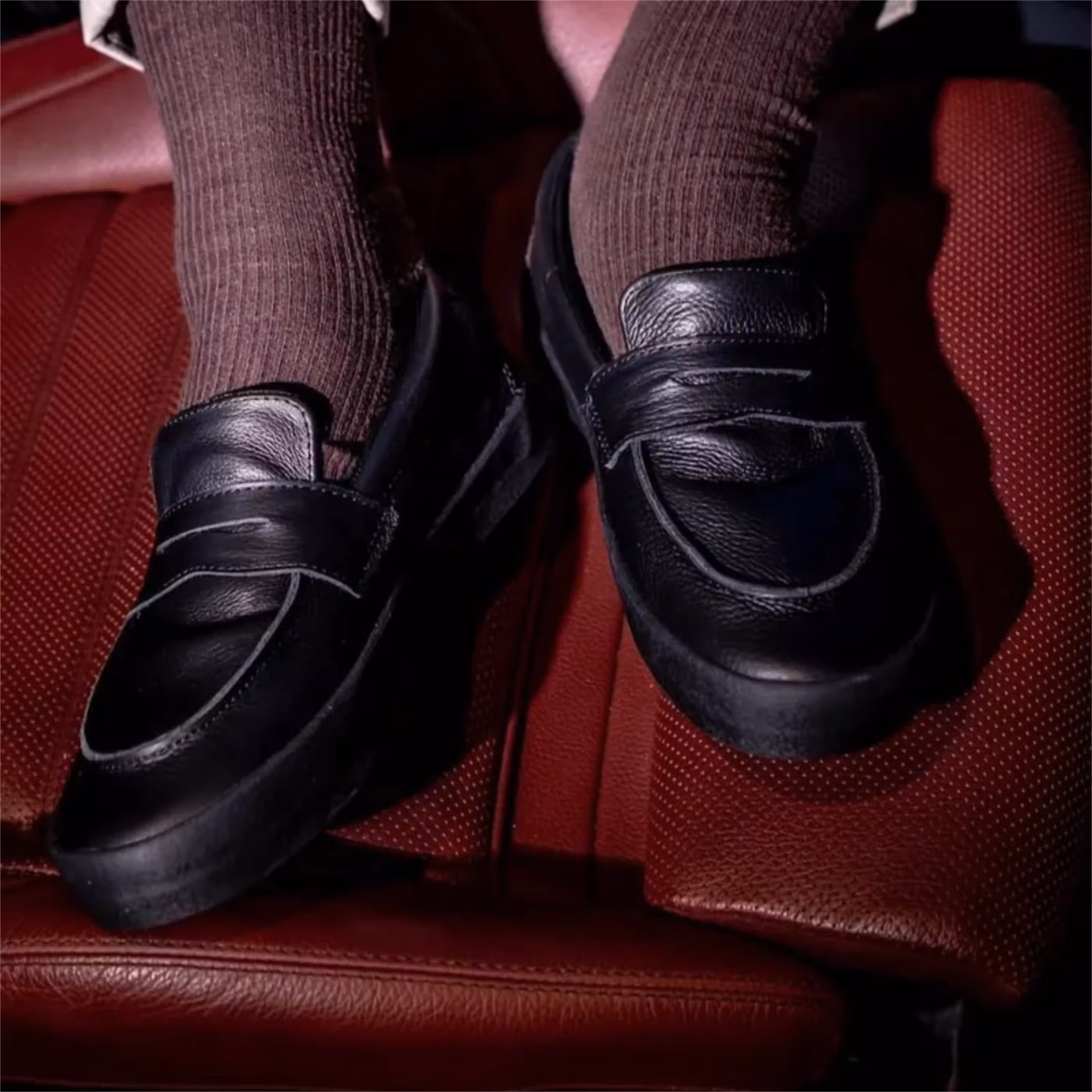 vans skate loafer sneaker black leather