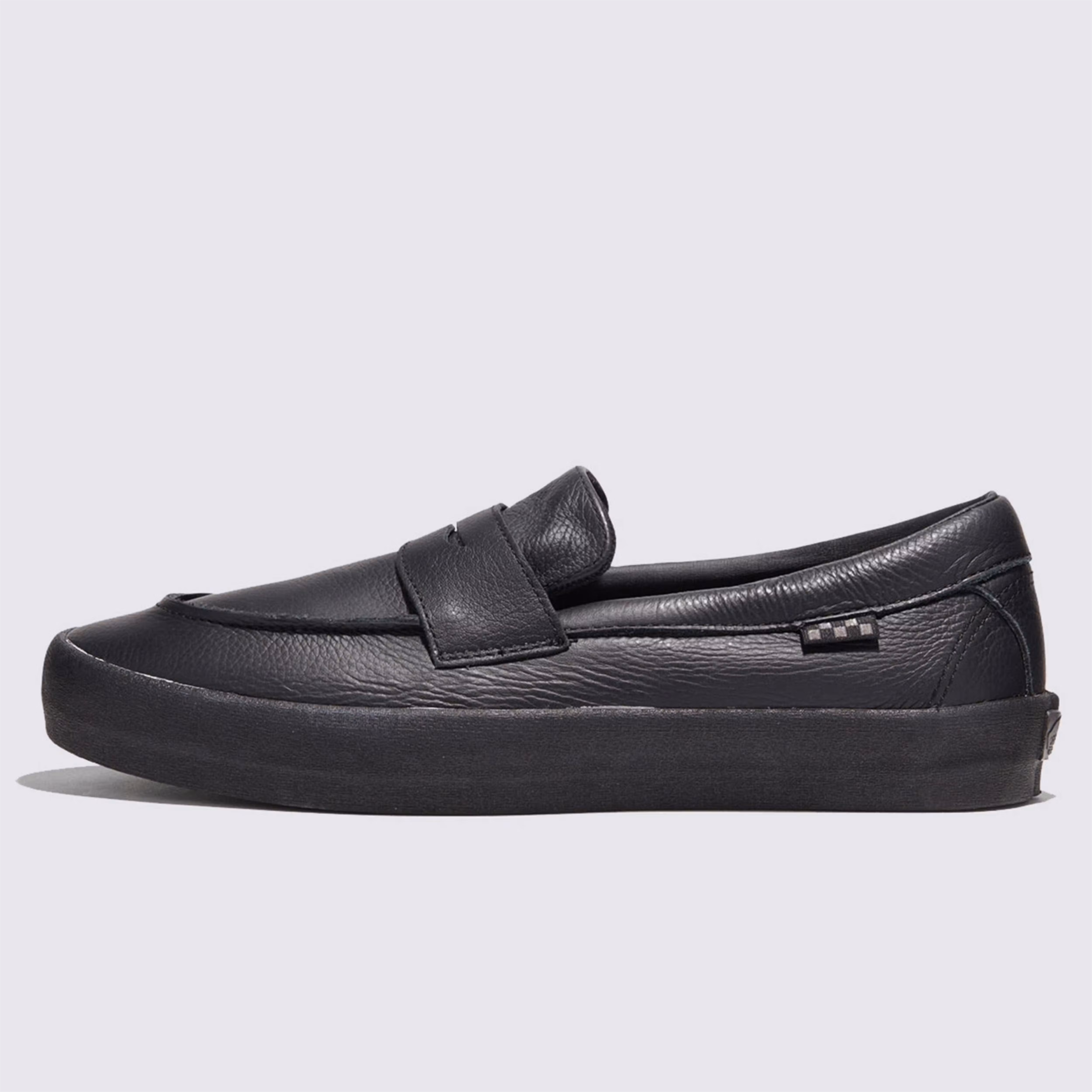 vans skate loafer sneaker black leather