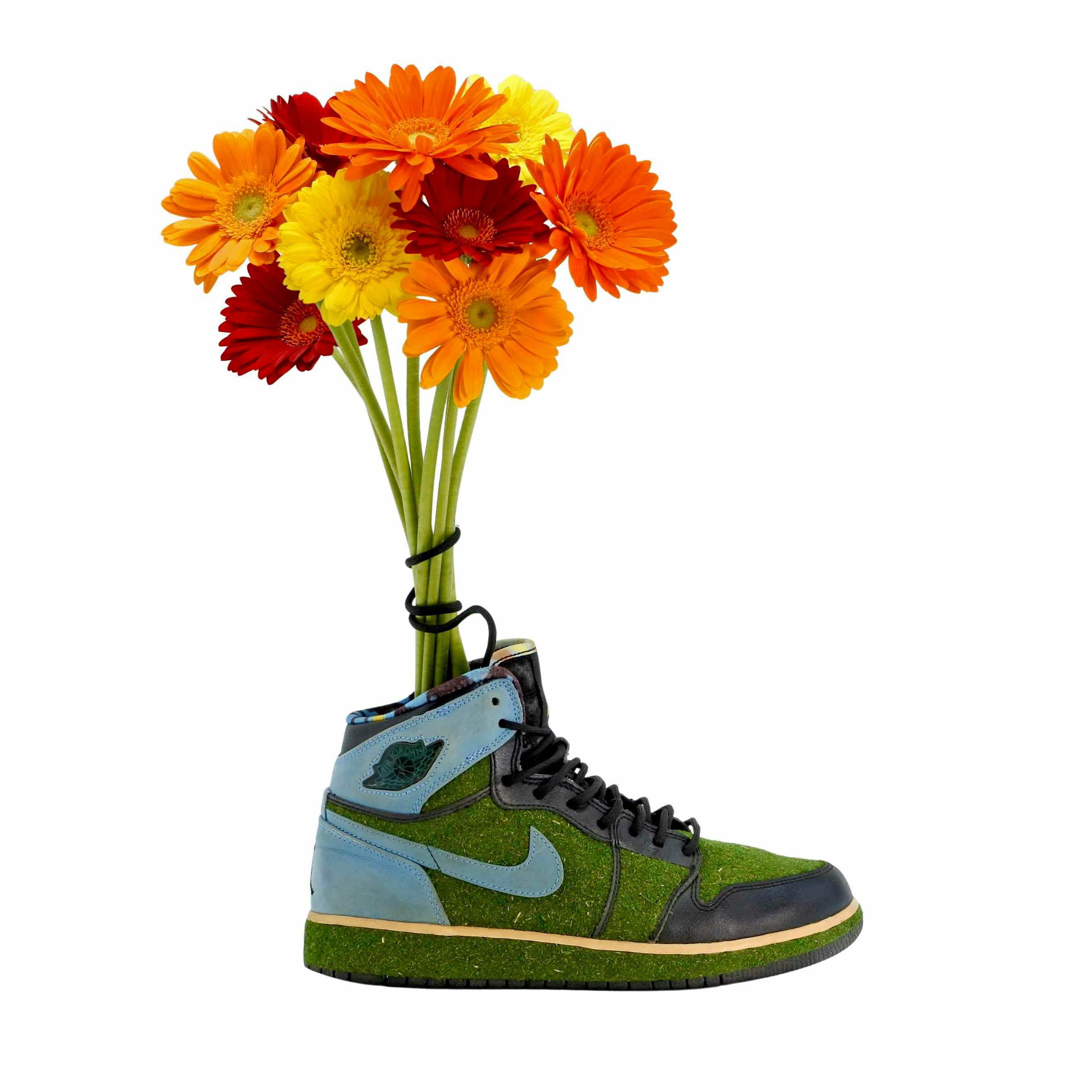 shoetree nike sneaker flower vases japan interview