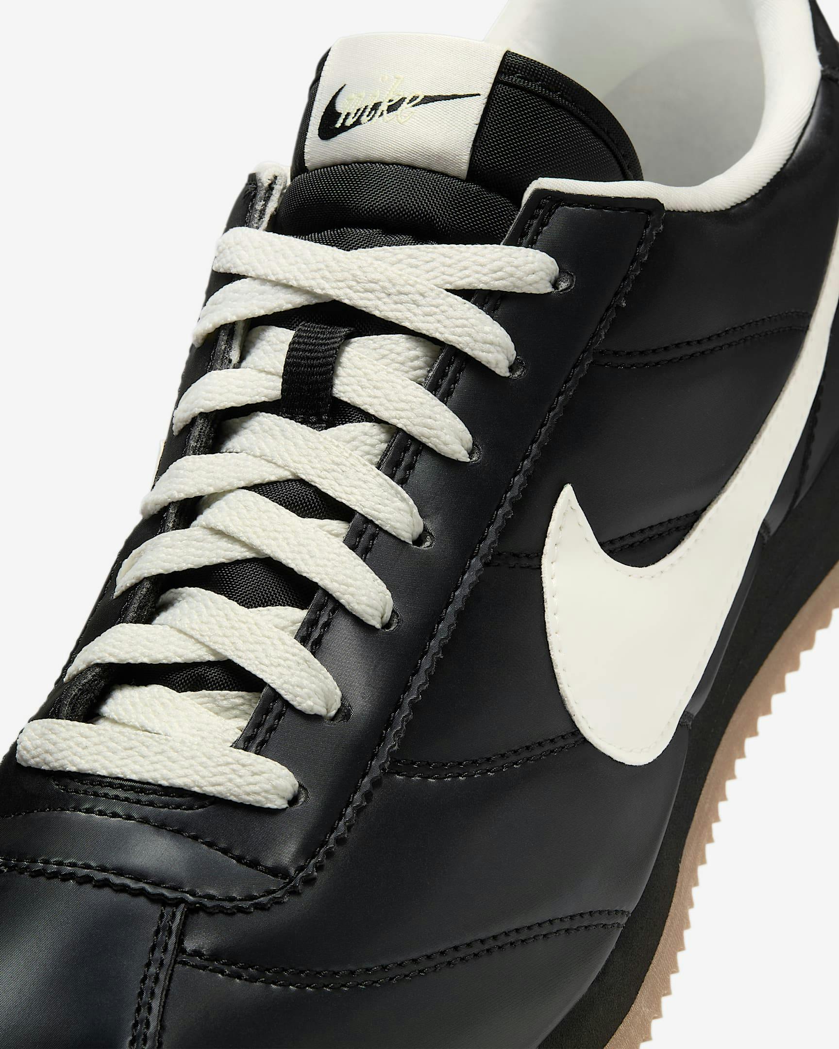 Nike Cortez SE