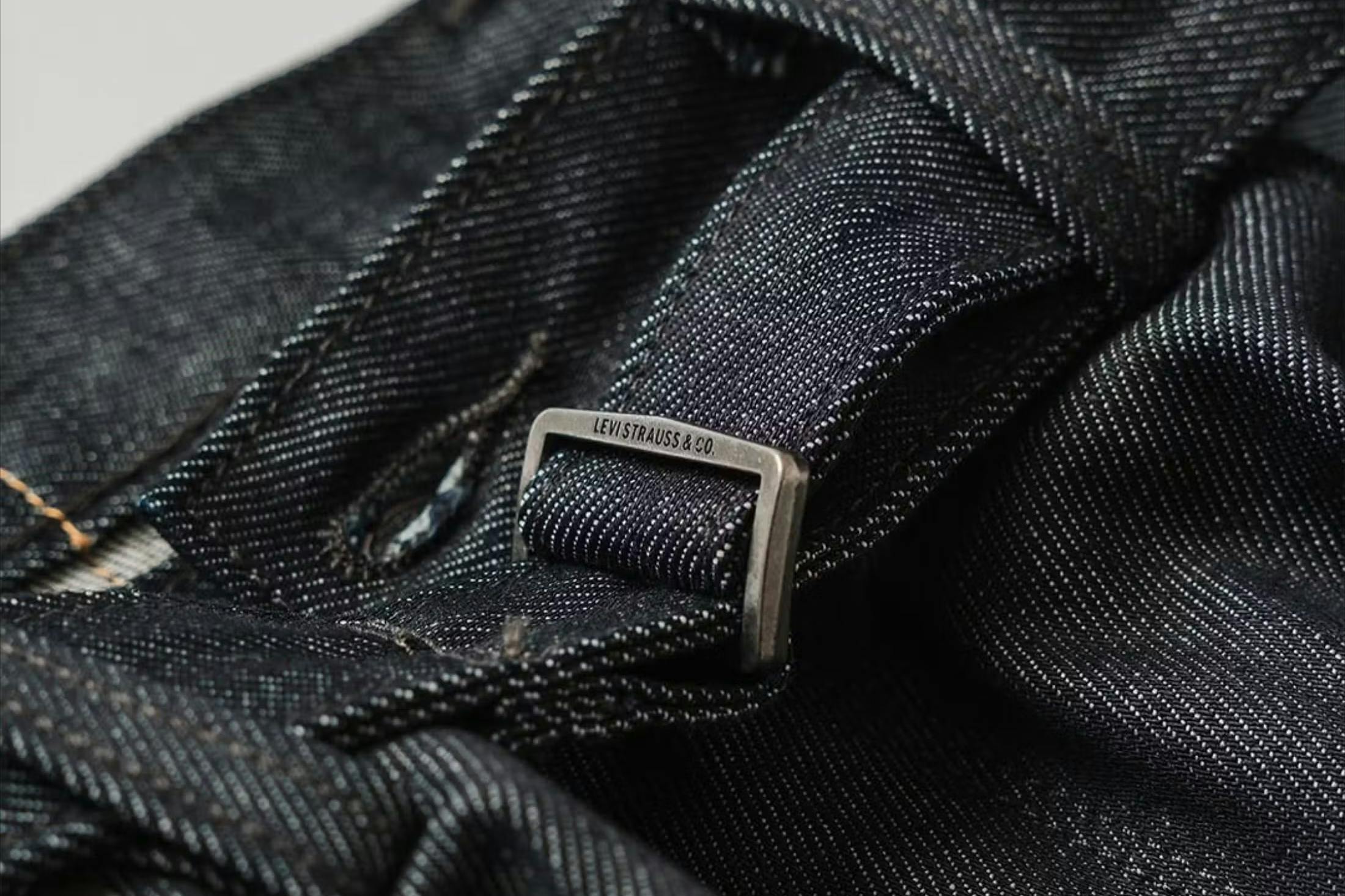 ÉDIFICE x Levi's Belted Jeans