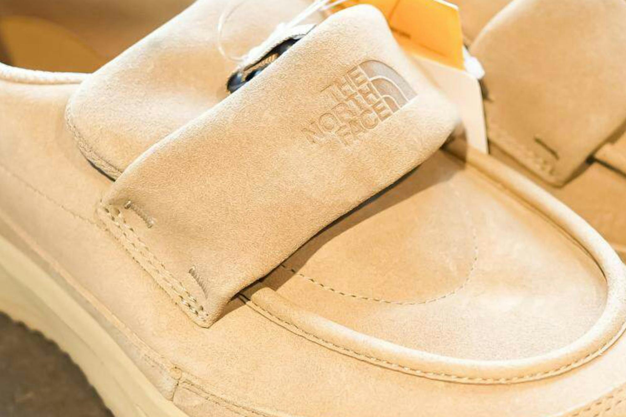 the north face nuptse loafer