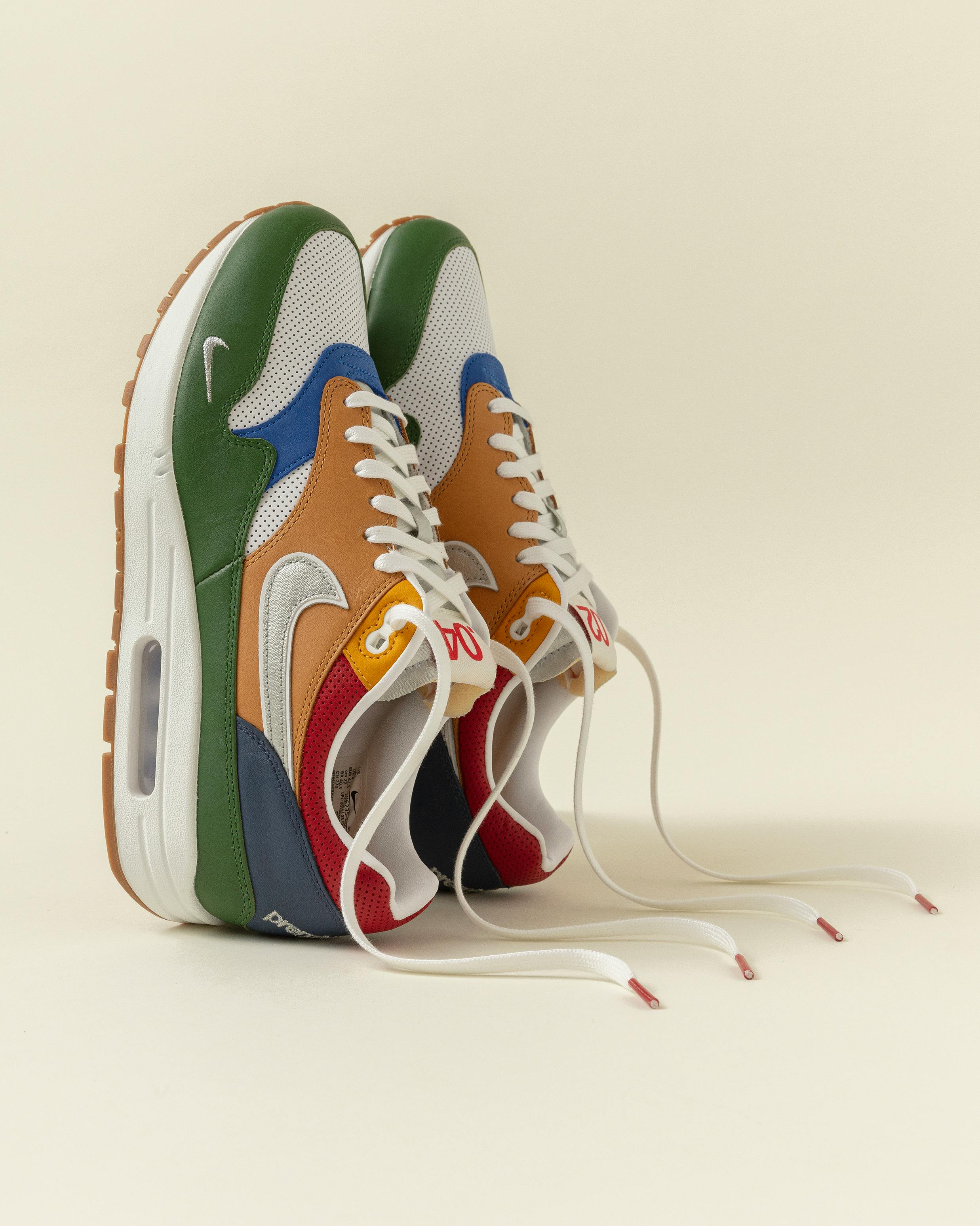 premium goods nike air max 1