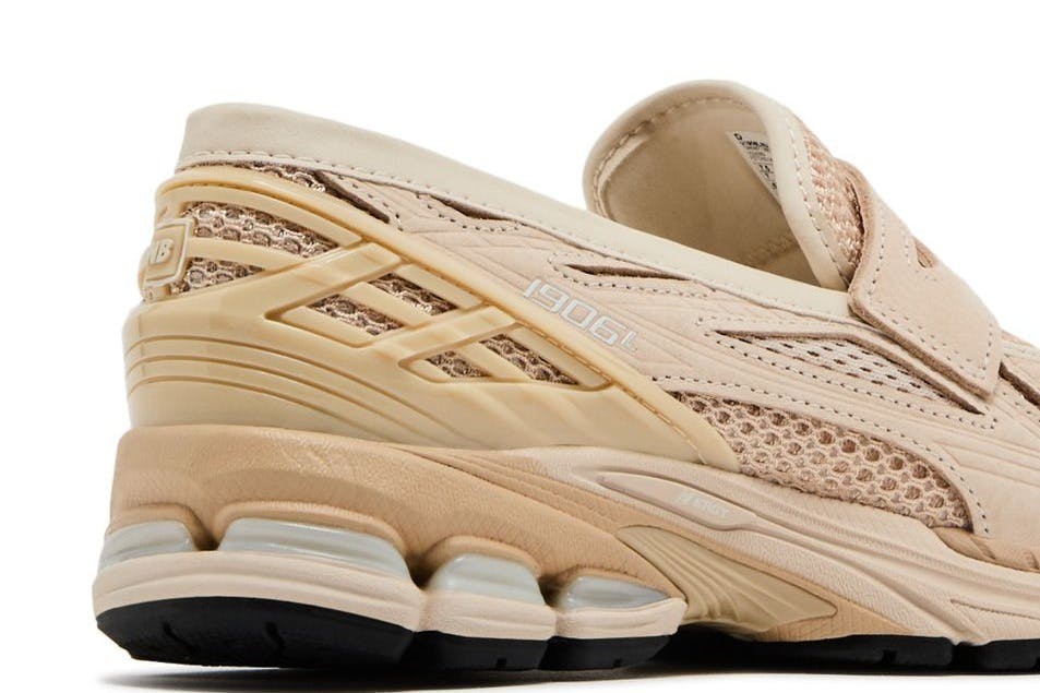New Balance 1906l bisque