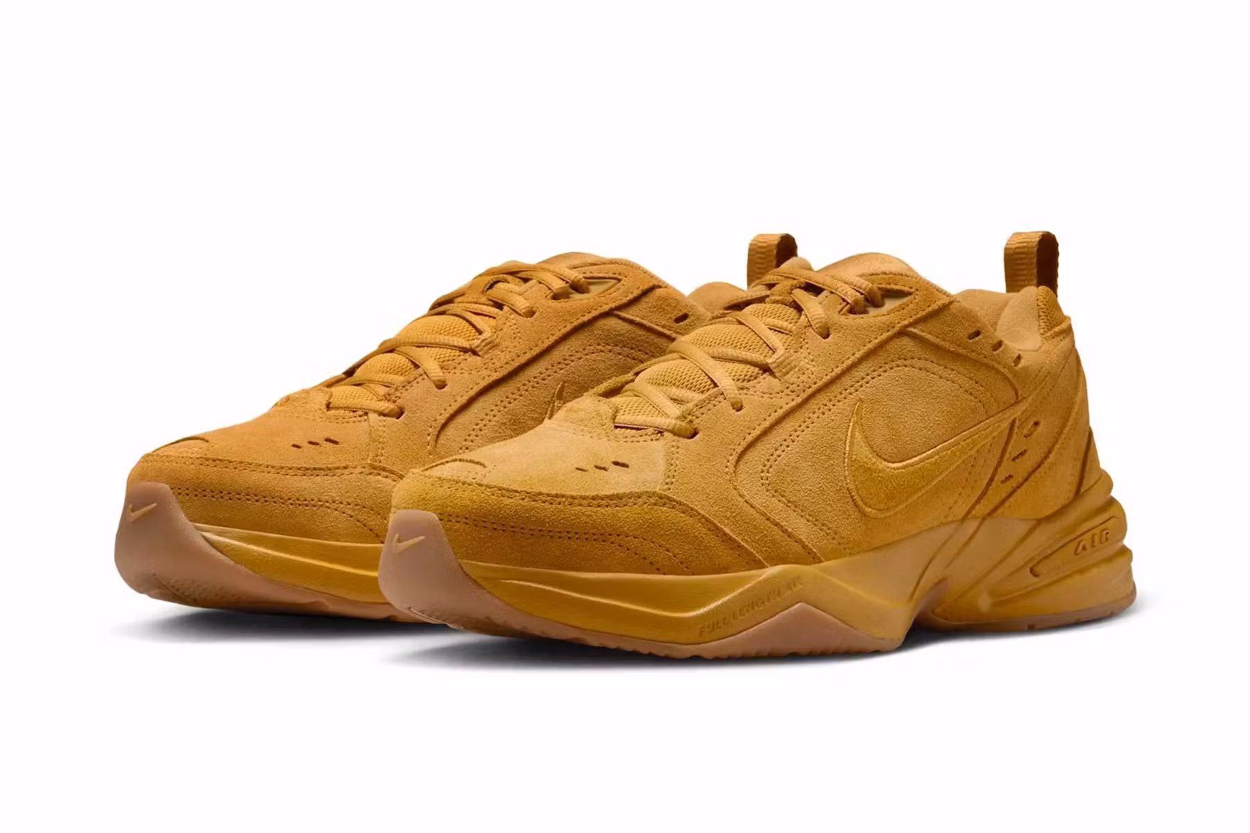 Nike AIr Monarch 4