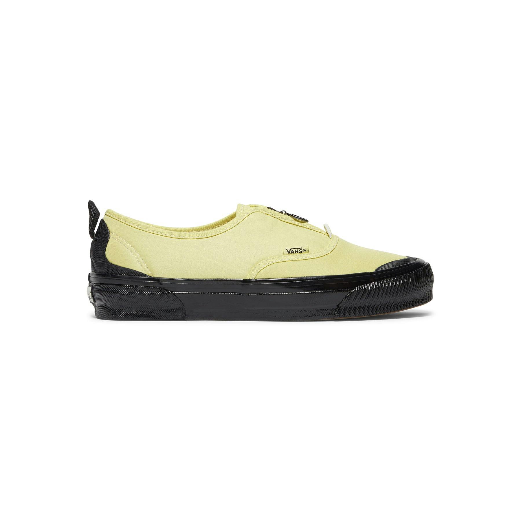 Vans authentic sneaker with zipper