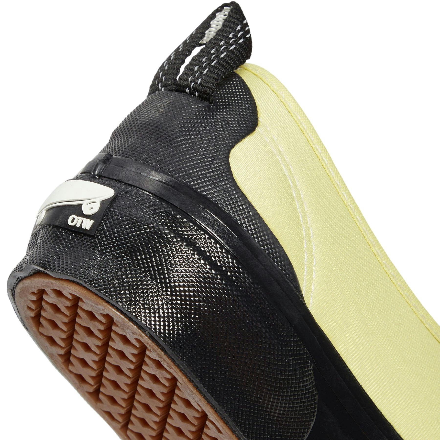 Vans authentic sneaker with zipper