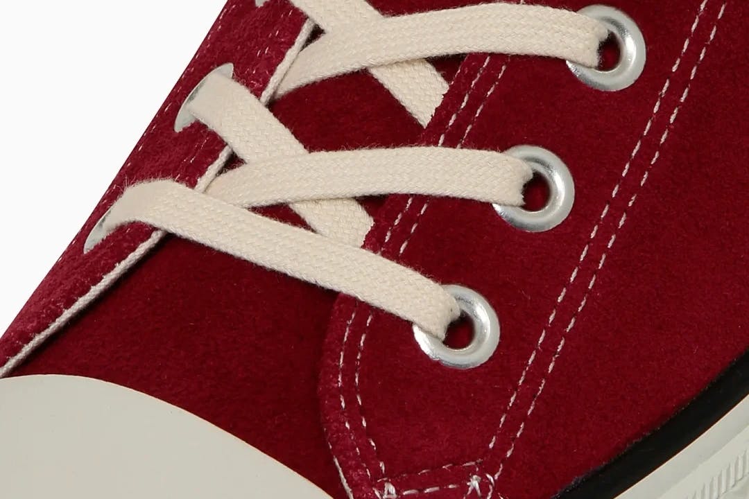 Converse All Star red suede