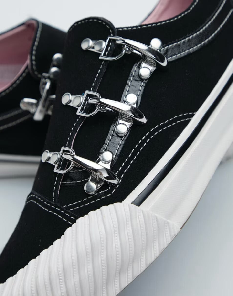Vans Premium Old Skool Wrap Karina Shoe
