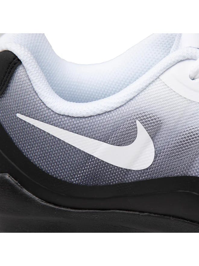 Nike Invigor Air Max Sneakers