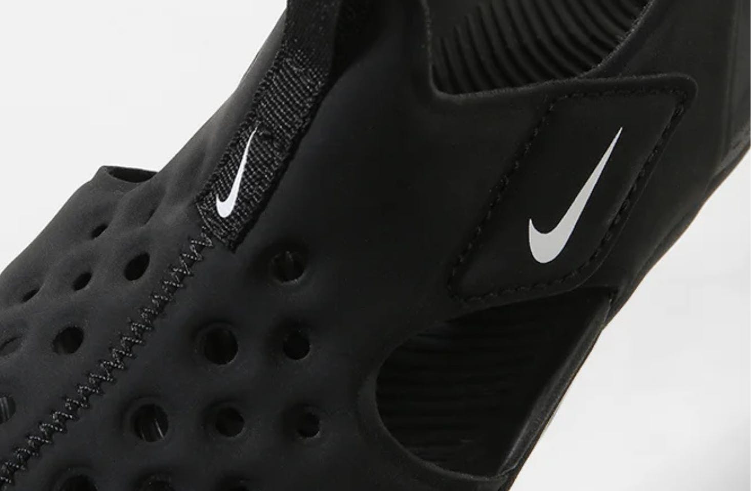 Nike Croc looking kids sandal in black