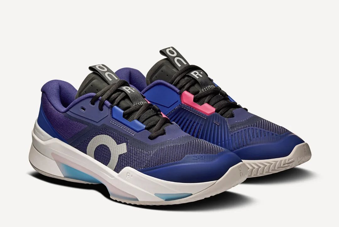 On Running Sneakers x Roger Federer