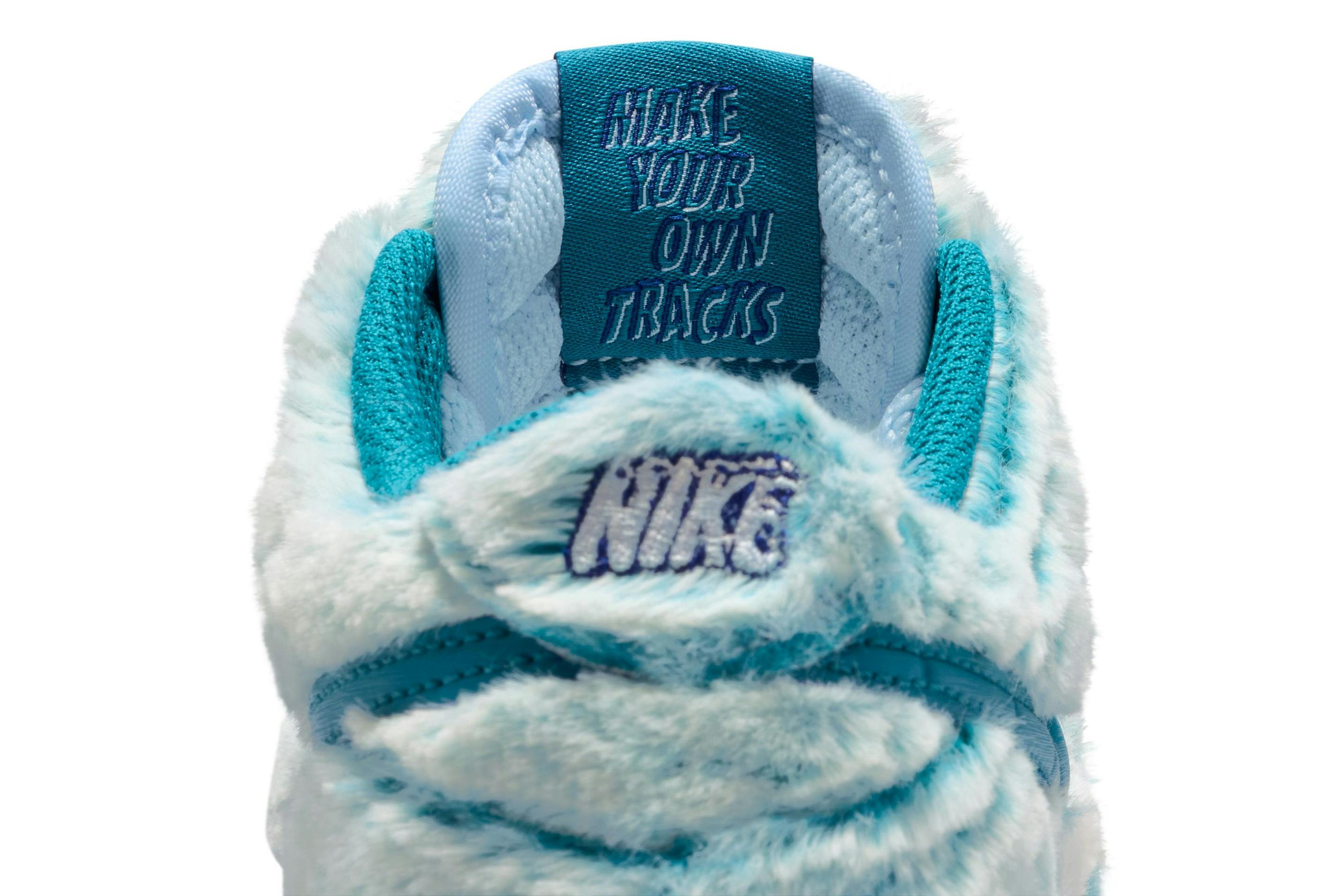 nike dunk low abominable snowman