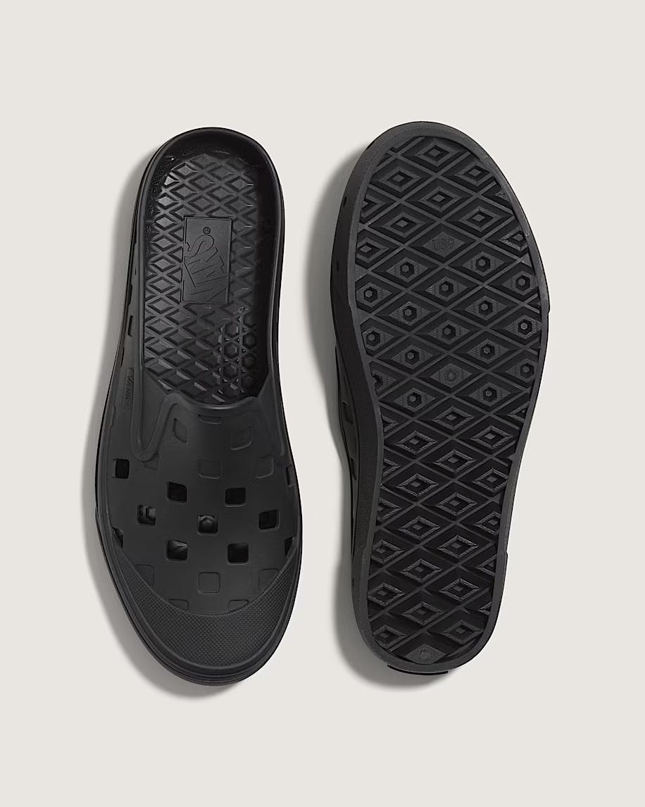 Vans slip on black mule