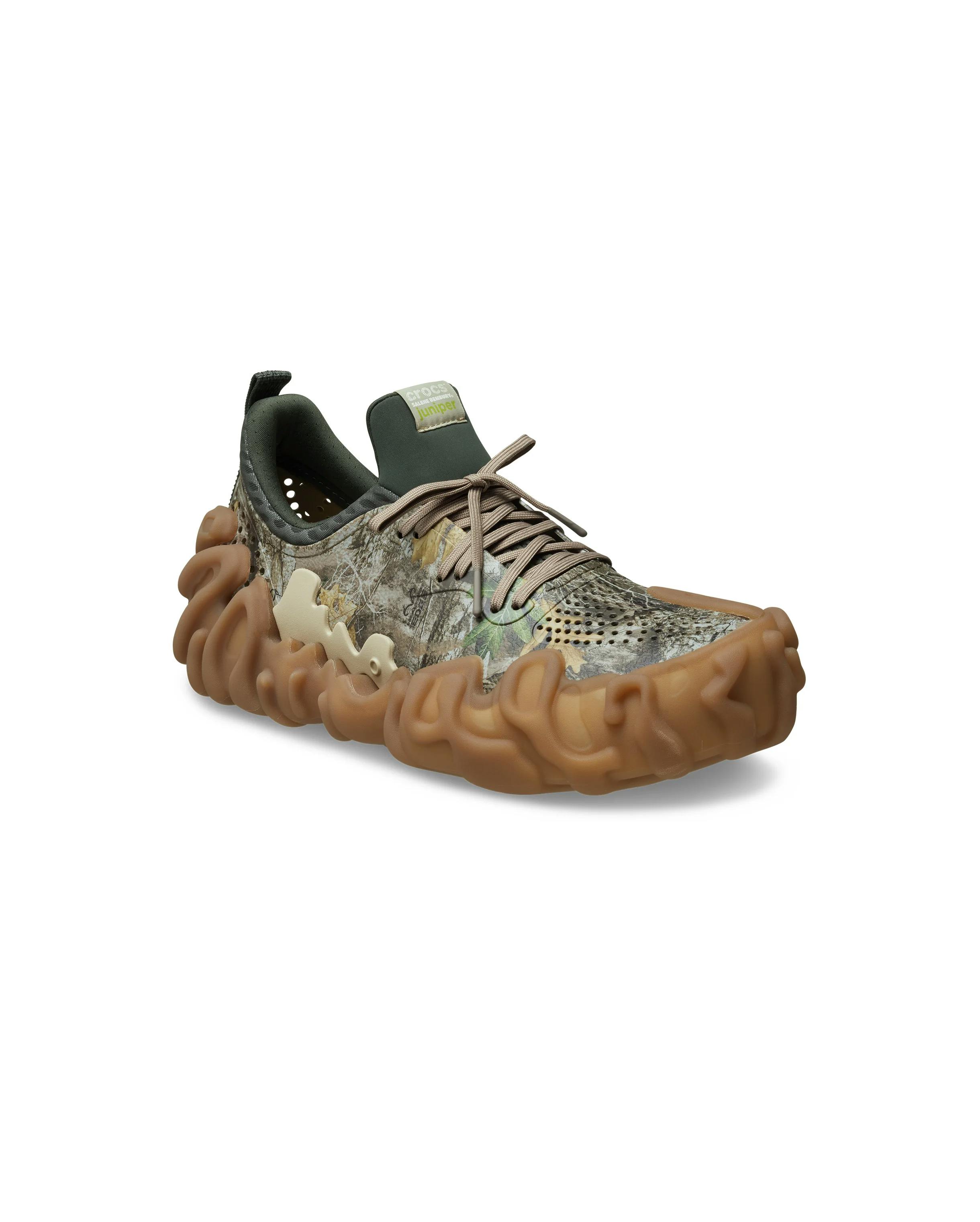Salehe Bembury x Crocs Juniper “Realtree Camo”