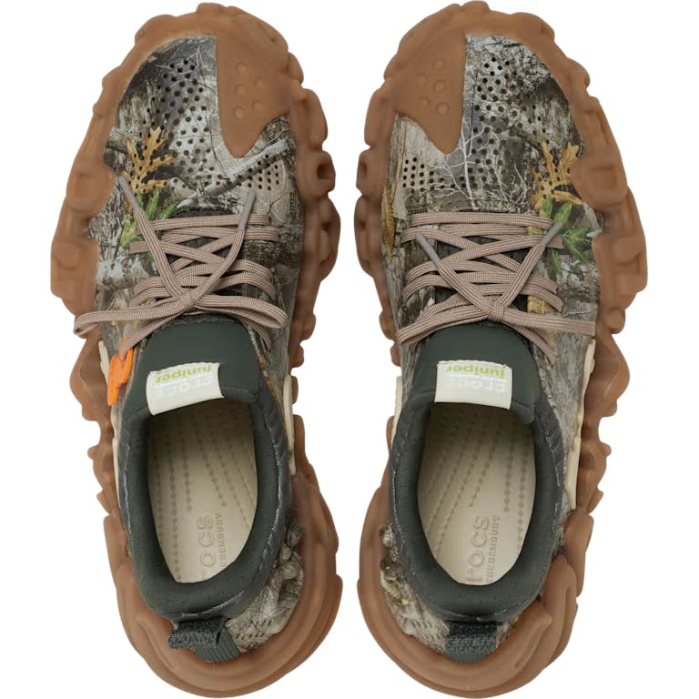 Salehe Bembury x Crocs Juniper “Realtree Camo”