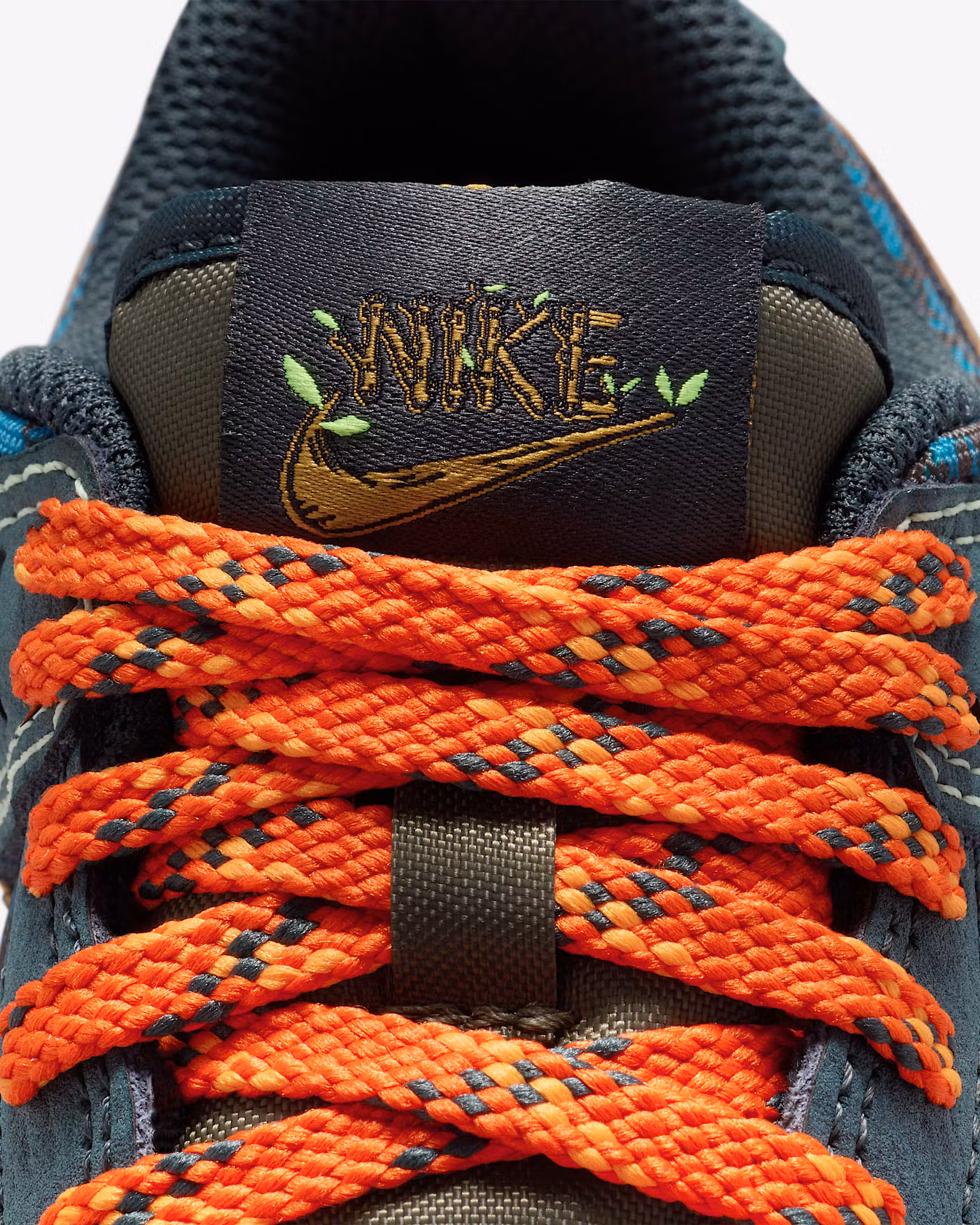 nike dunk low seaweed