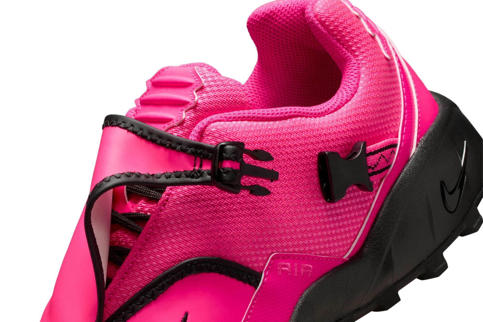 nike acg phassad hyper pink
