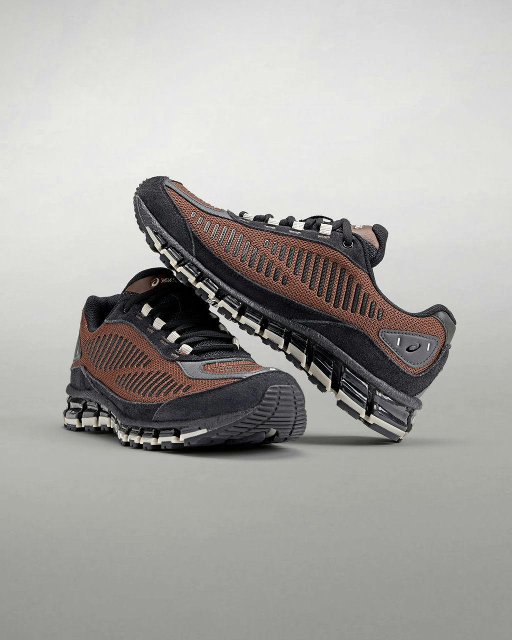 asics-360amp-brown