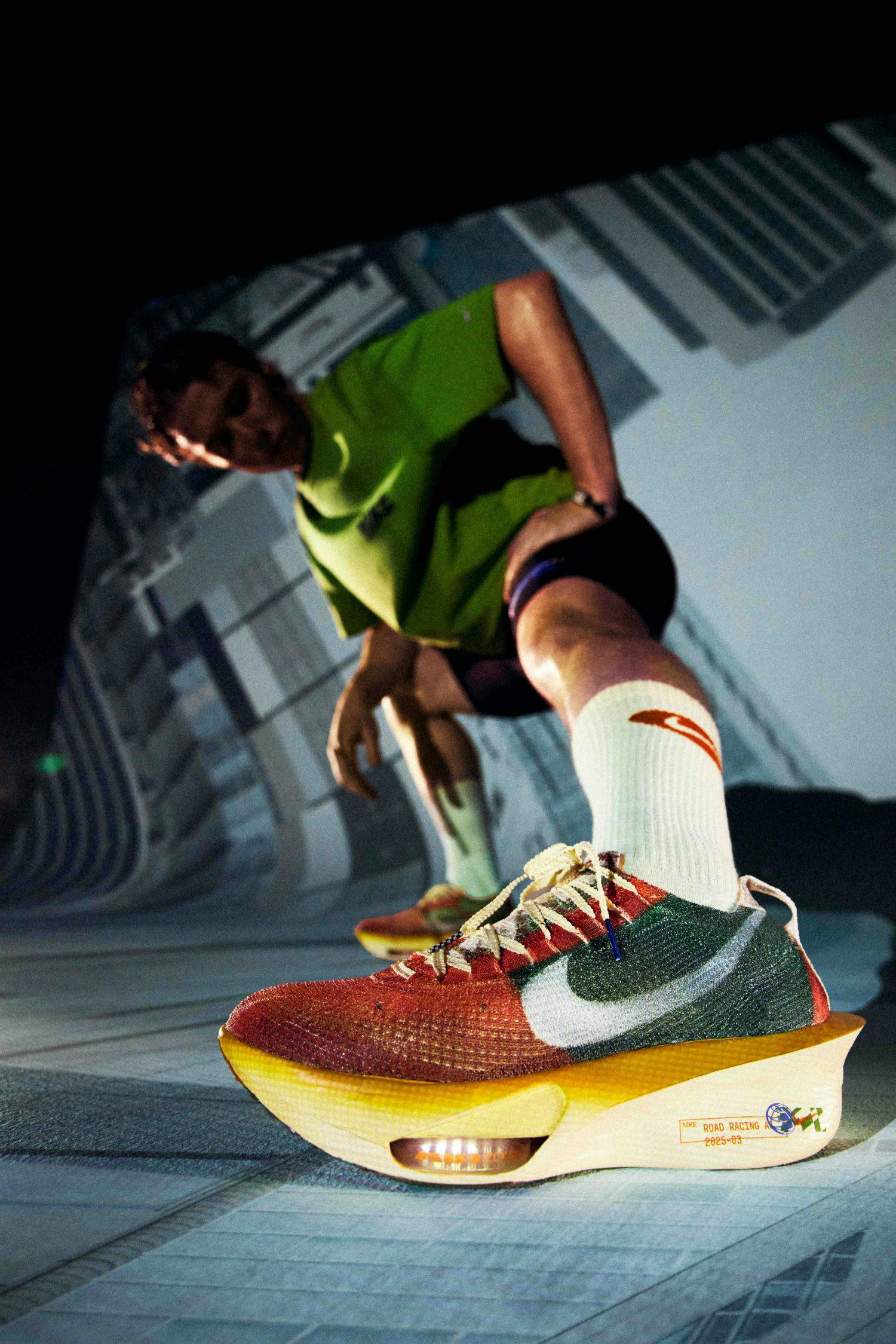 nike international running pack