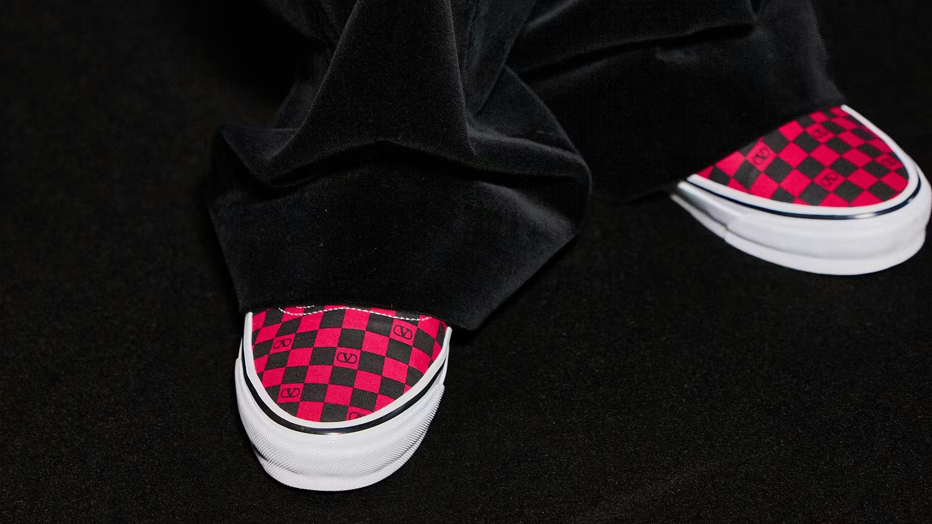 Valentino Vans, Colorful Valentino Vans, Colorful Valentino Vans-like sneakers, "V" Vans authentic