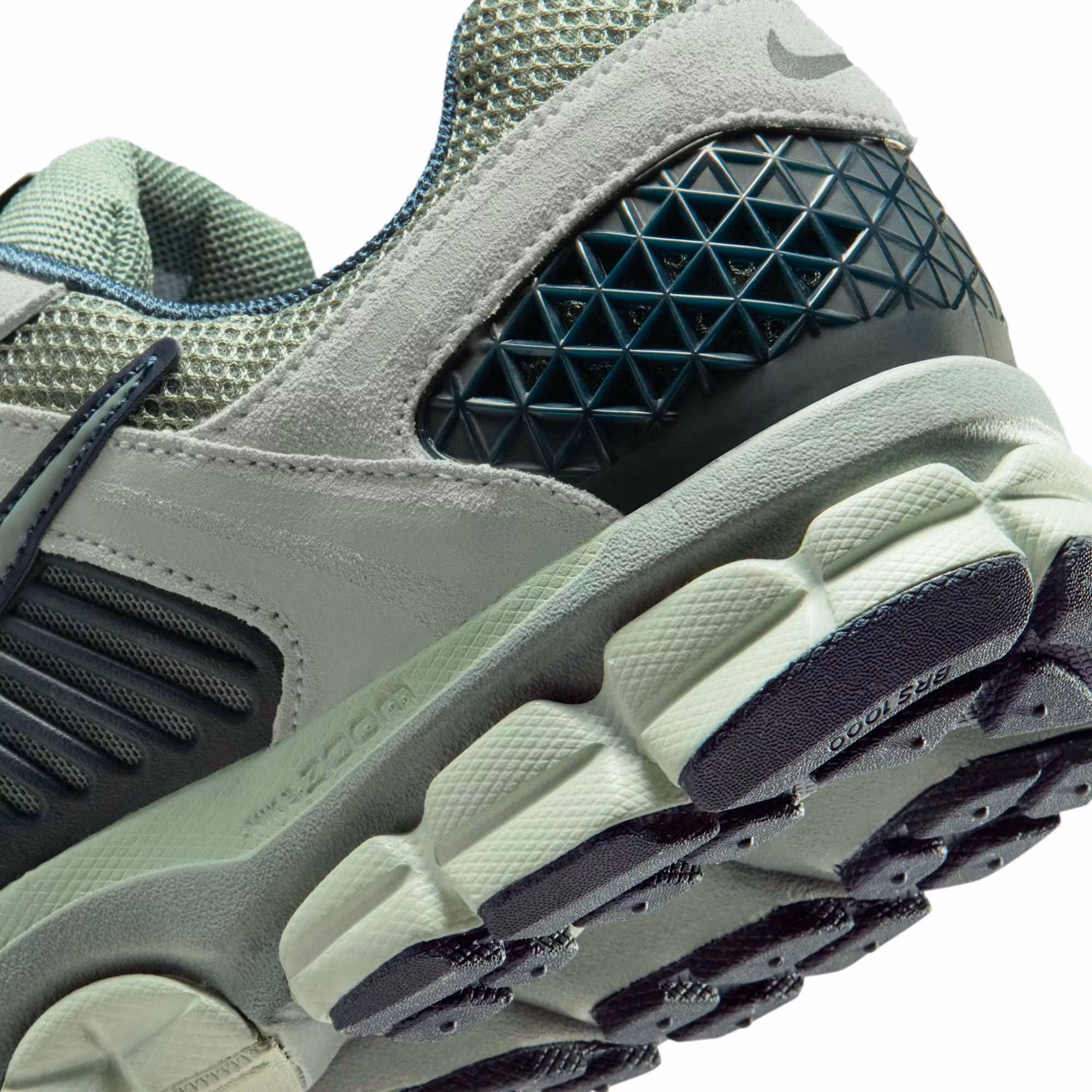 nike vomero 5 seafoam