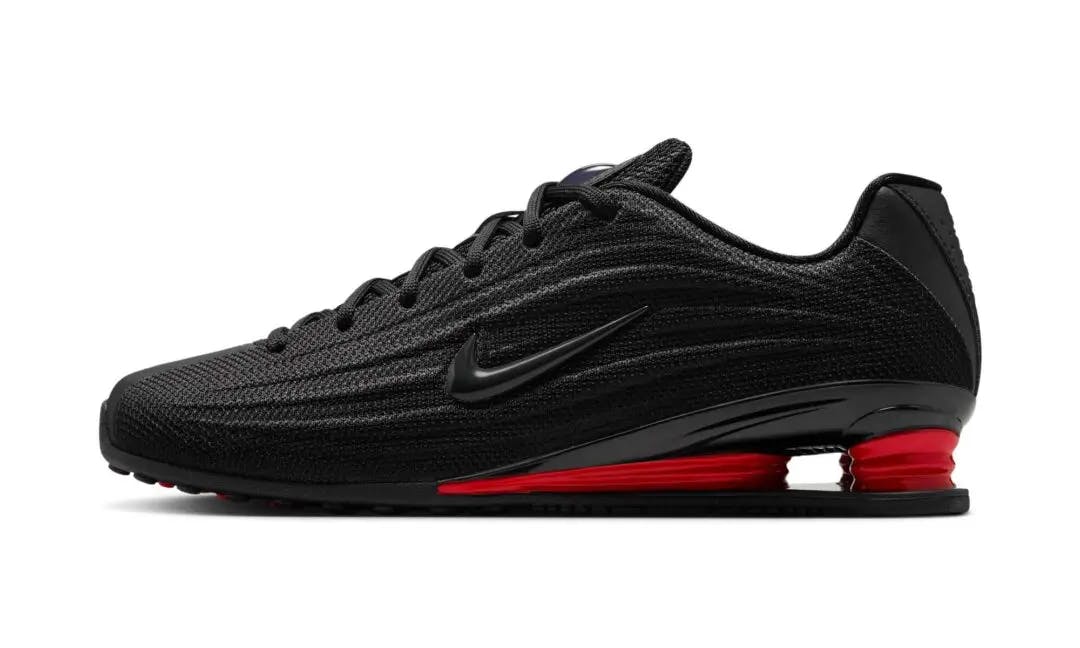 Nike Shox, Nike Red Black Shox, Nike Shox, Nike Y2k shox sneaker, Nike sneaker with shox