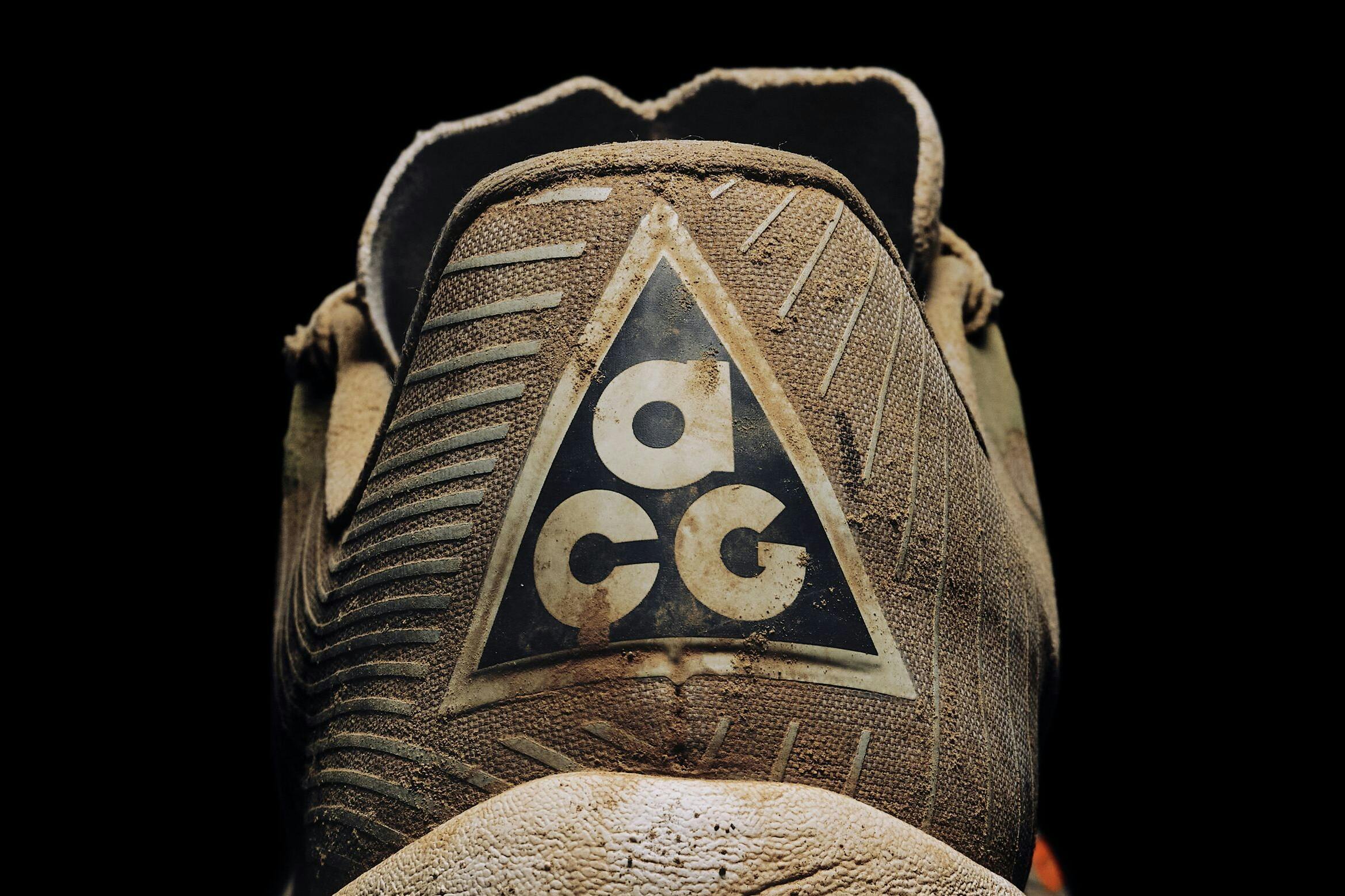 nike acg ultrafly