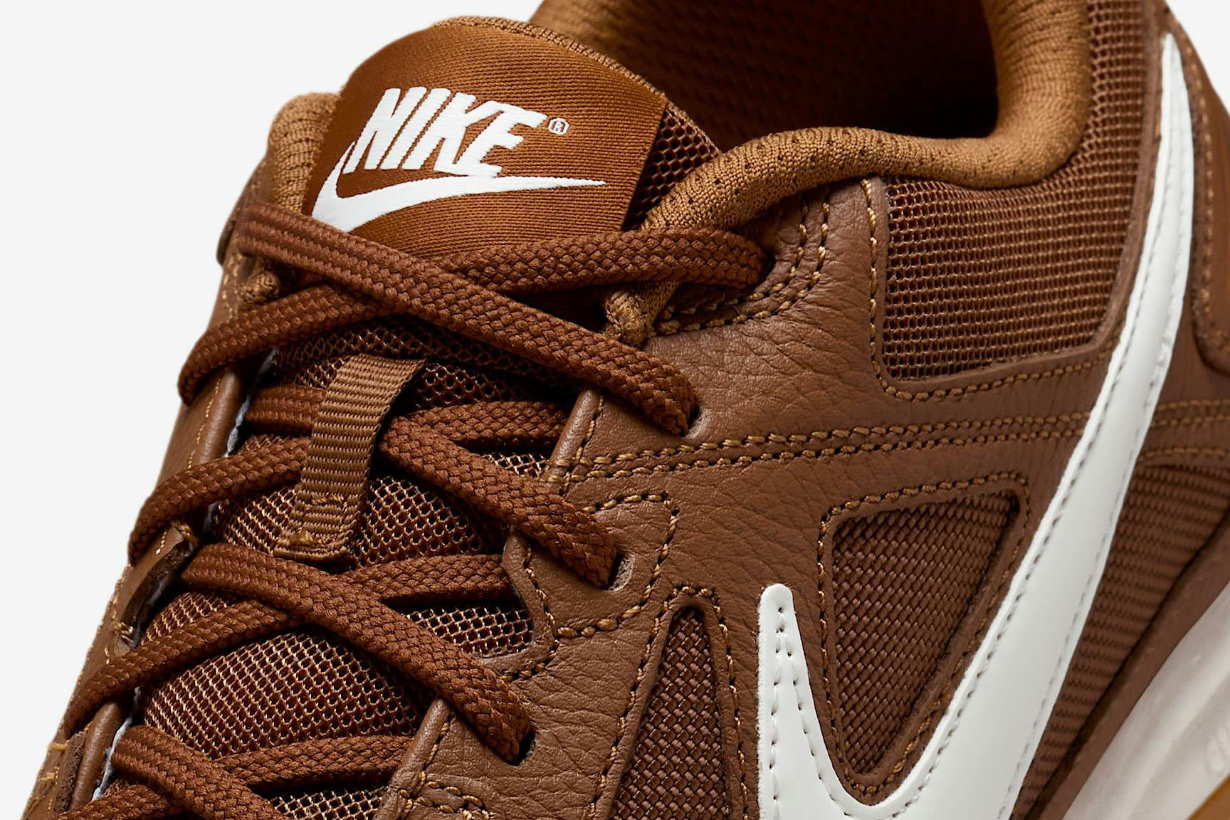 nike gato light british tan