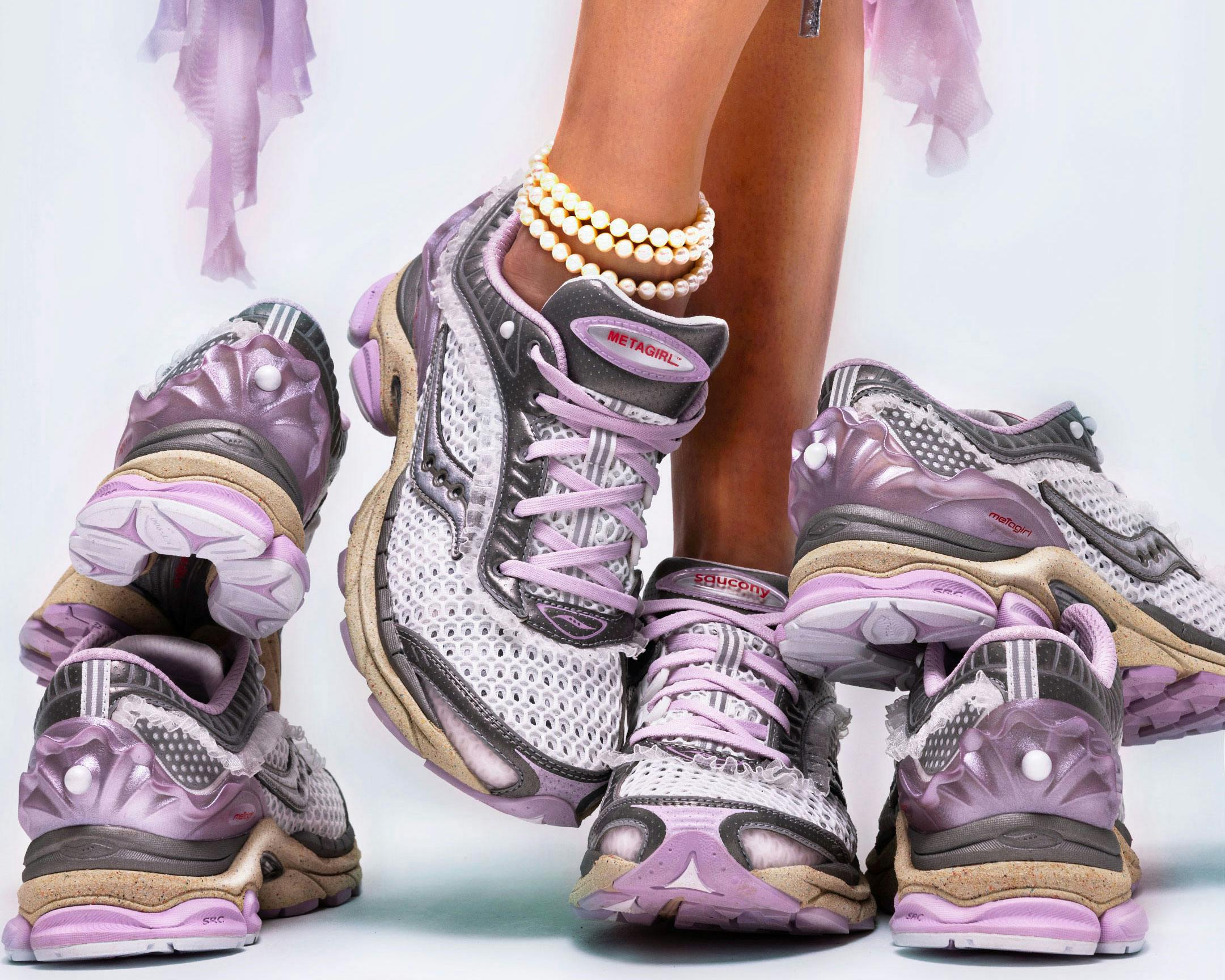 Saucony x METAGIRL